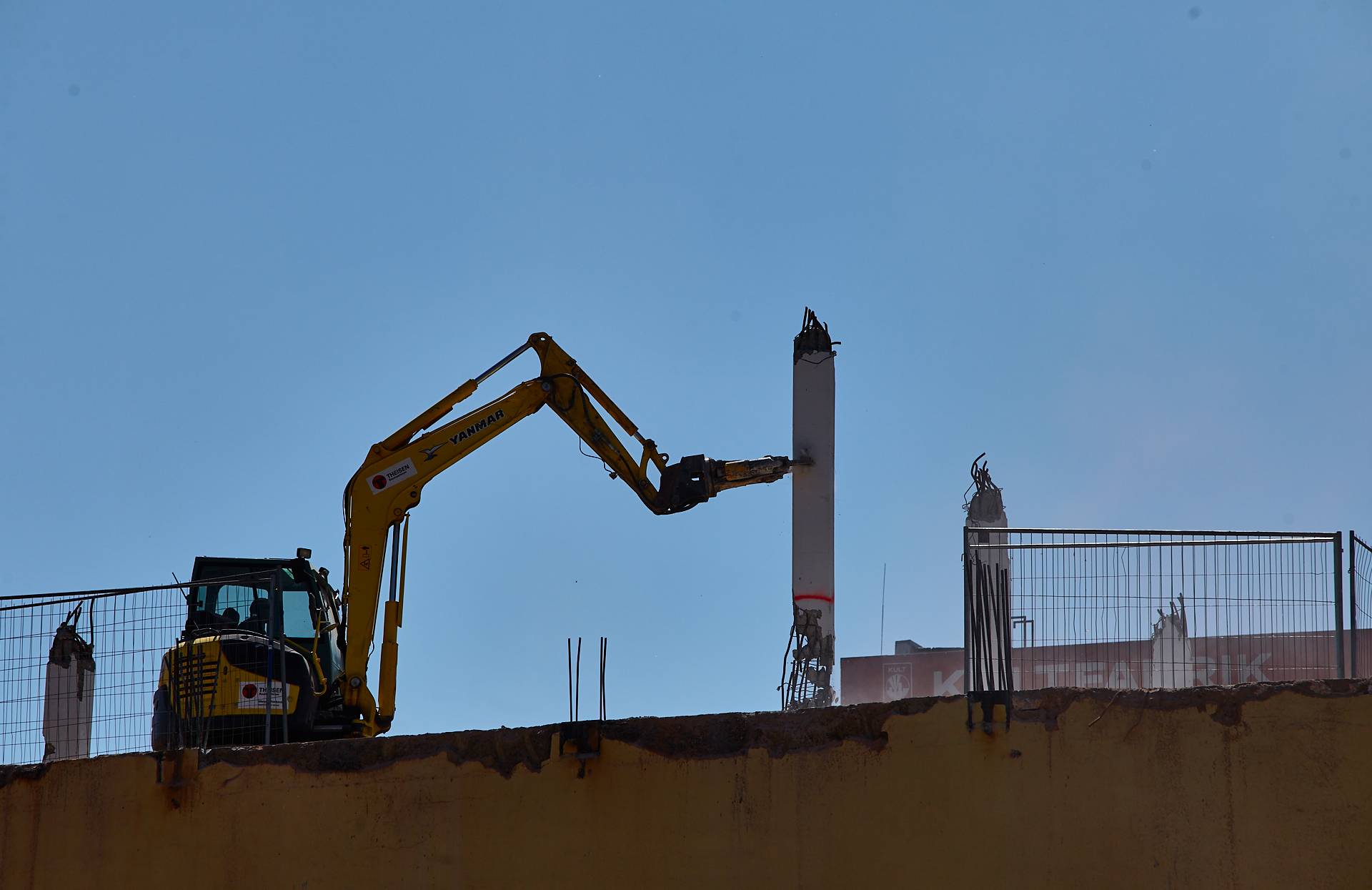 04.06.2014 - Die KULTFABRIK wird abgerissen