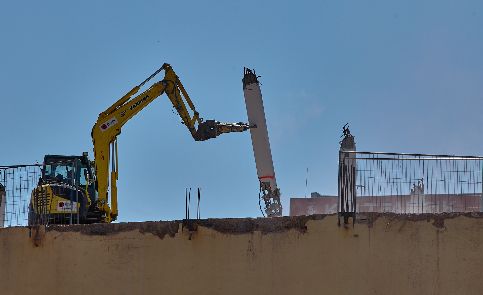 04.06.2014 - Die KULTFABRIK wird abgerissen