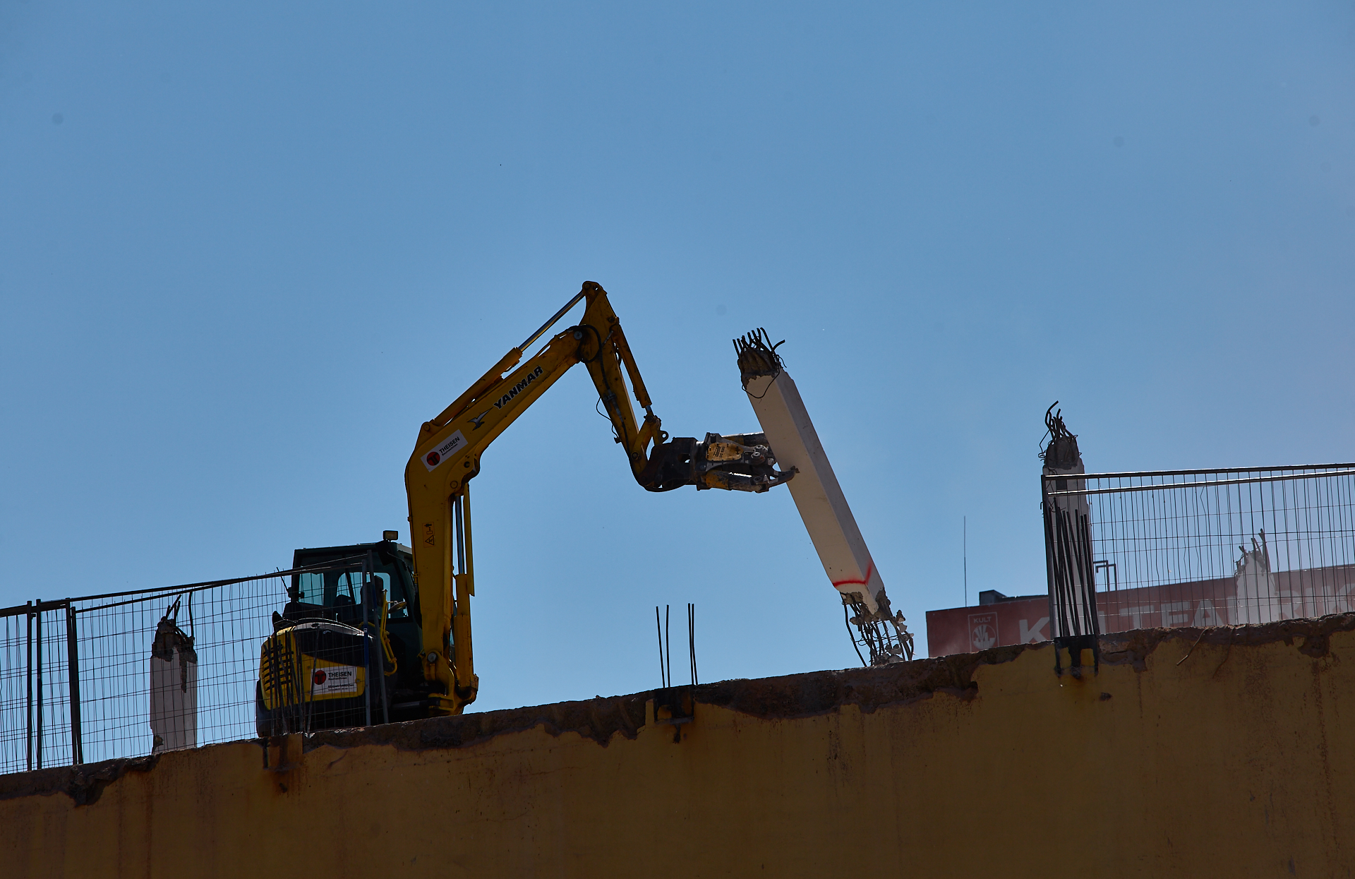 04.06.2014 - Die KULTFABRIK wird abgerissen