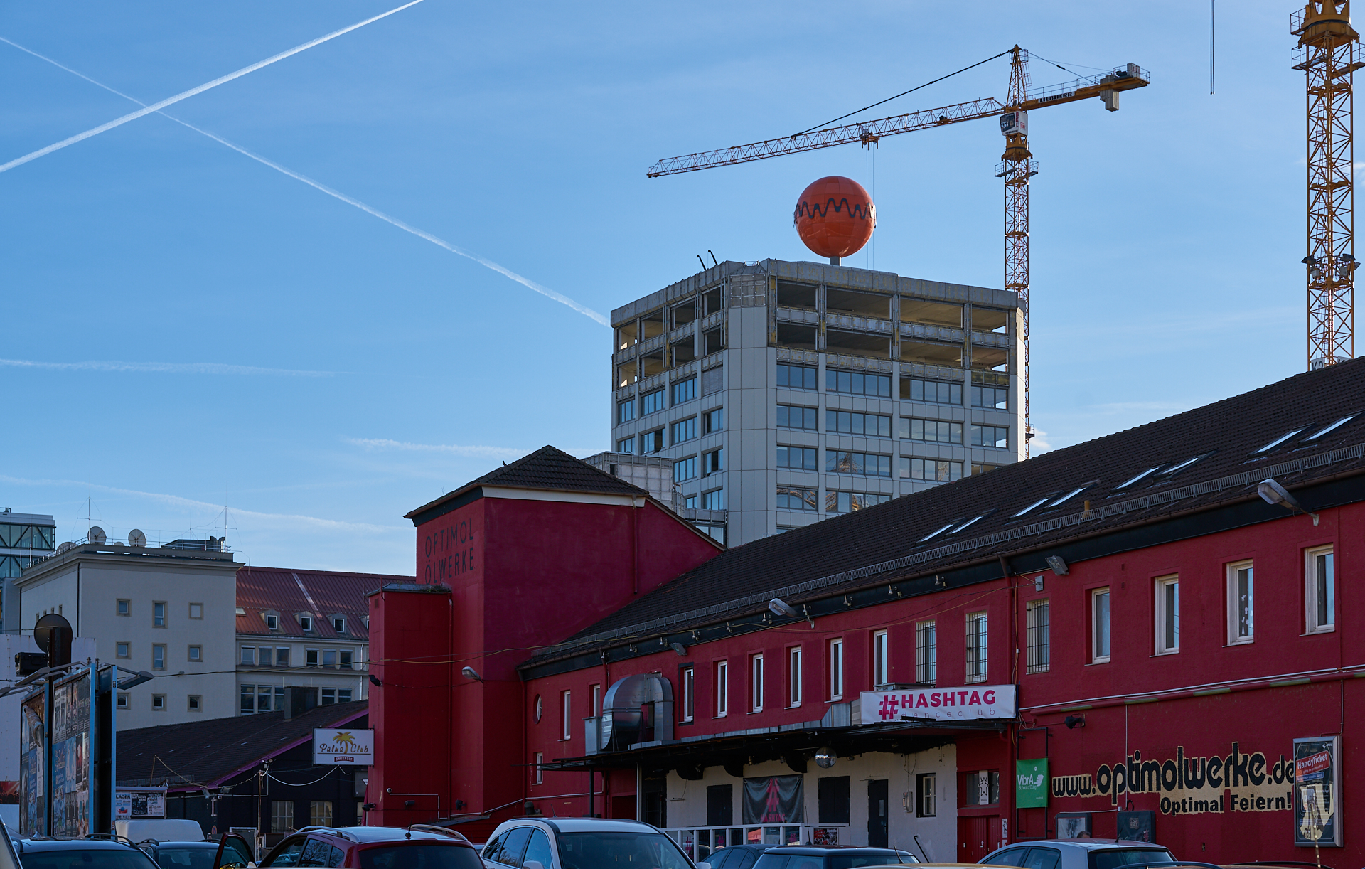 12.12.2016 - Das ATLAS Bürohochhaus im Umbau