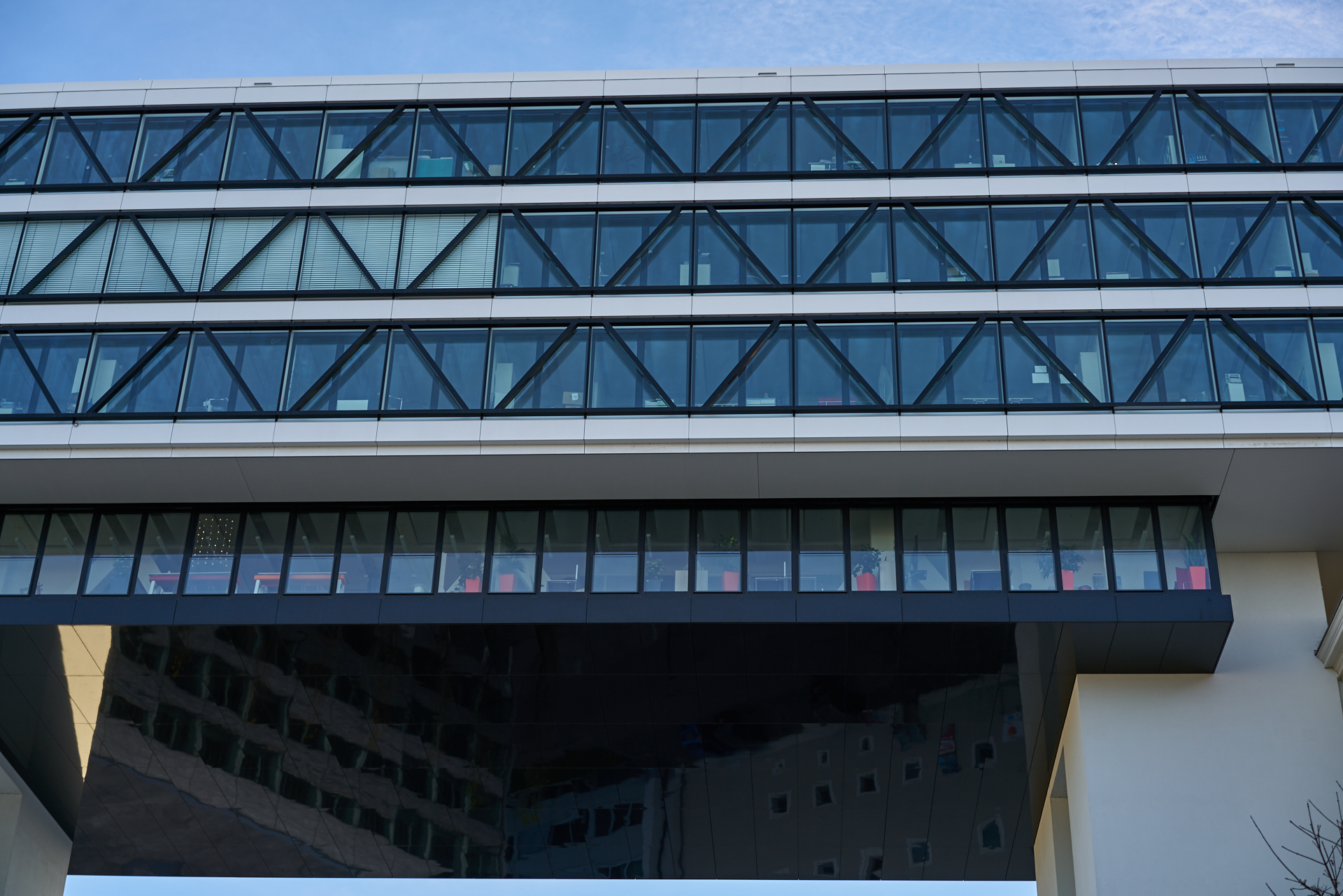 12.12.2016 - Das ATLAS Bürohochhaus im Umbau
