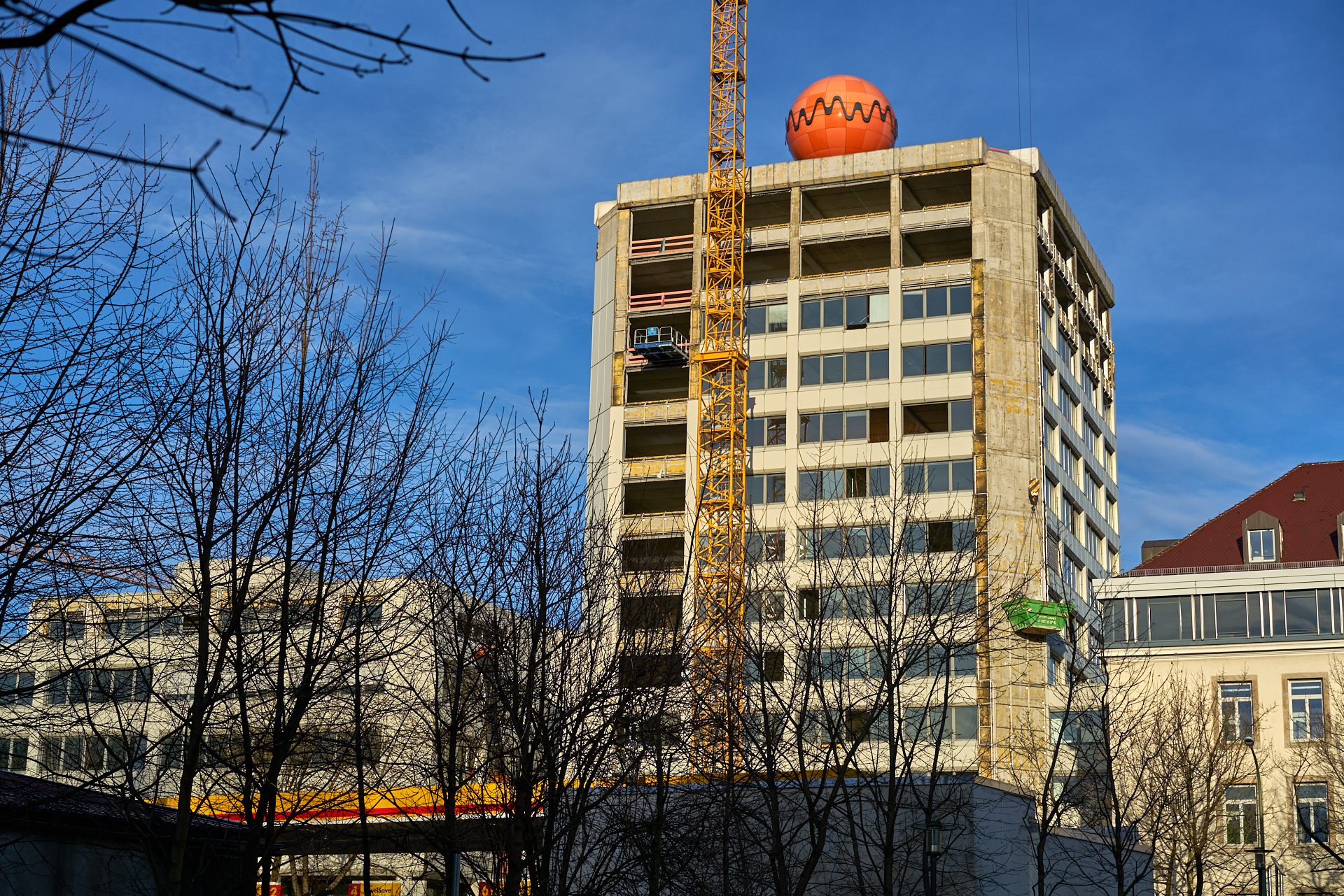 12.12.2016 - Das ATLAS Bürohochhaus im Umbau