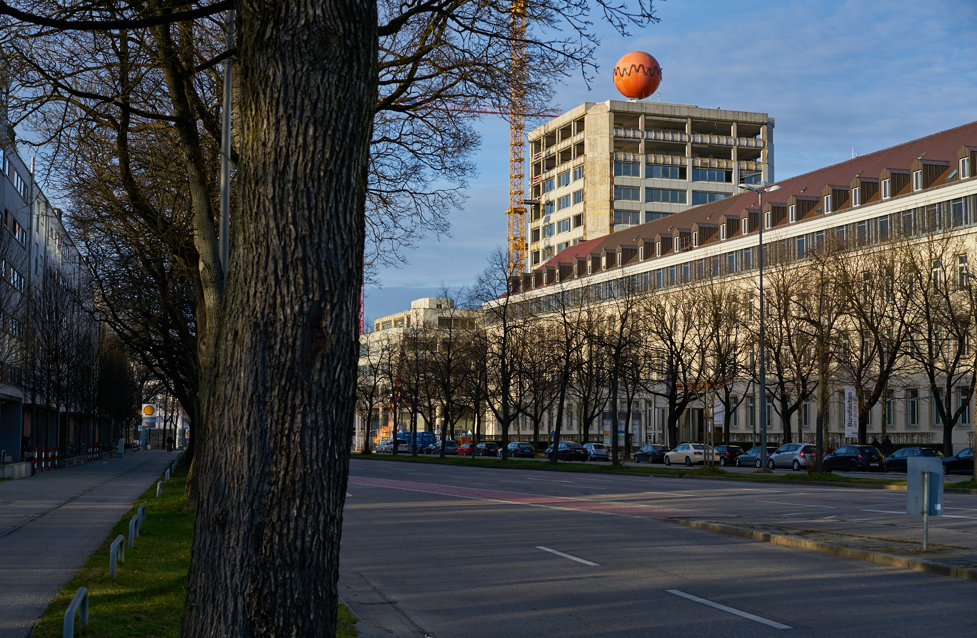 12.12.2016 - Das ATLAS Bürohochhaus im Umbau