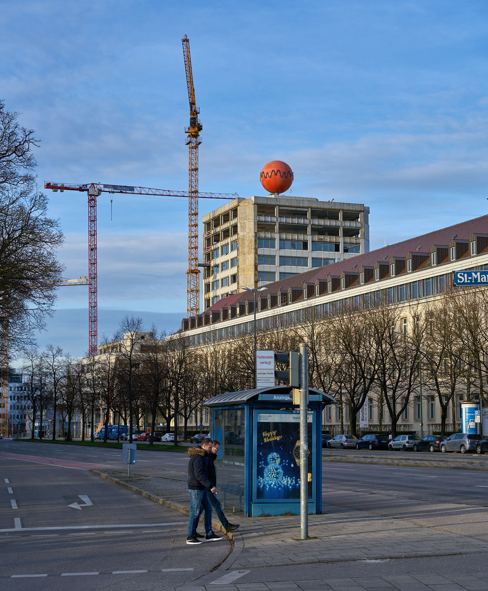 12.12.2016 - Das ATLAS Bürohochhaus im Umbau