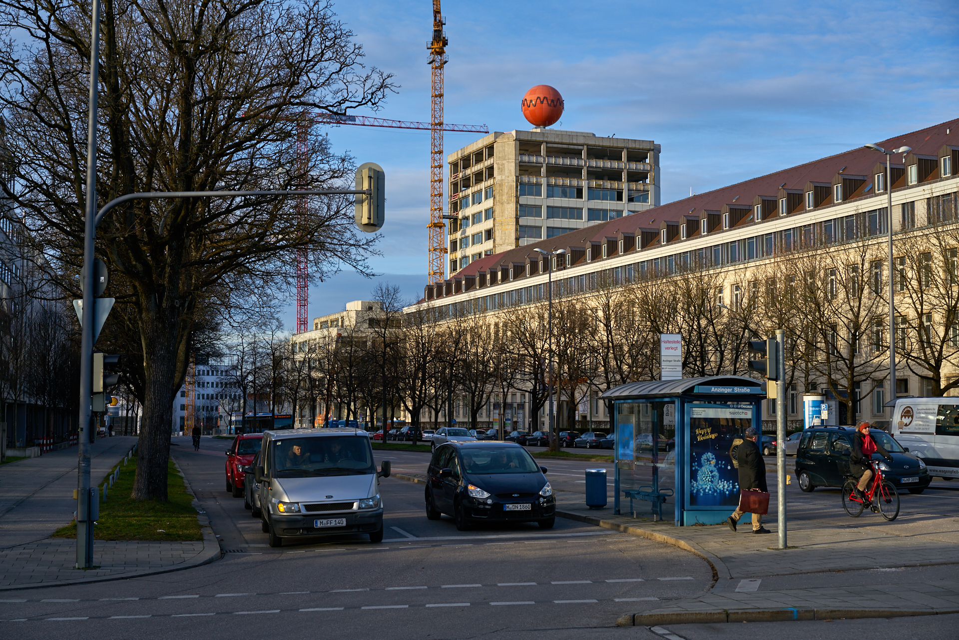 12.12.2016 - Das ATLAS Bürohochhaus im Umbau