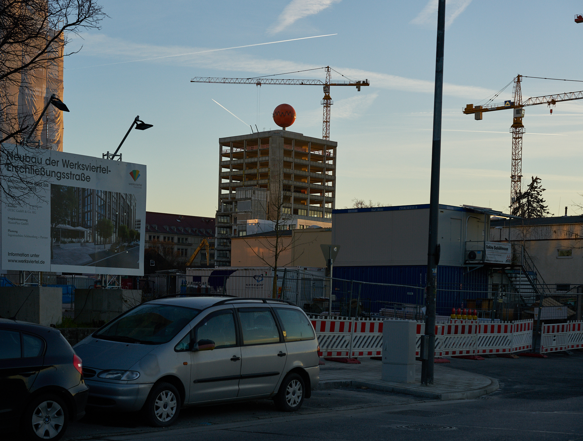 27.12.2016 - Entkernung des ATLAS Bürohochhauses