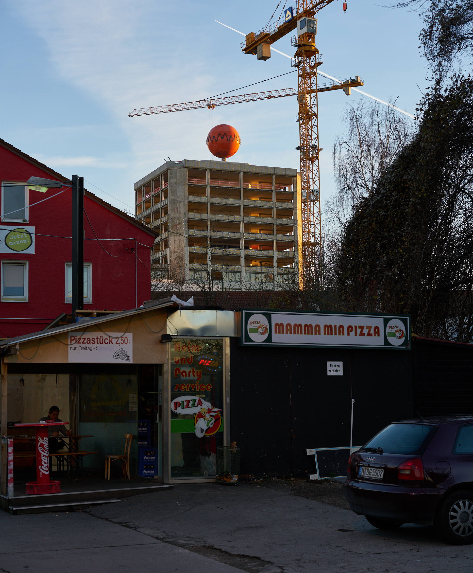 27.12.2016 - Entkernung des ATLAS Bürohochhauses