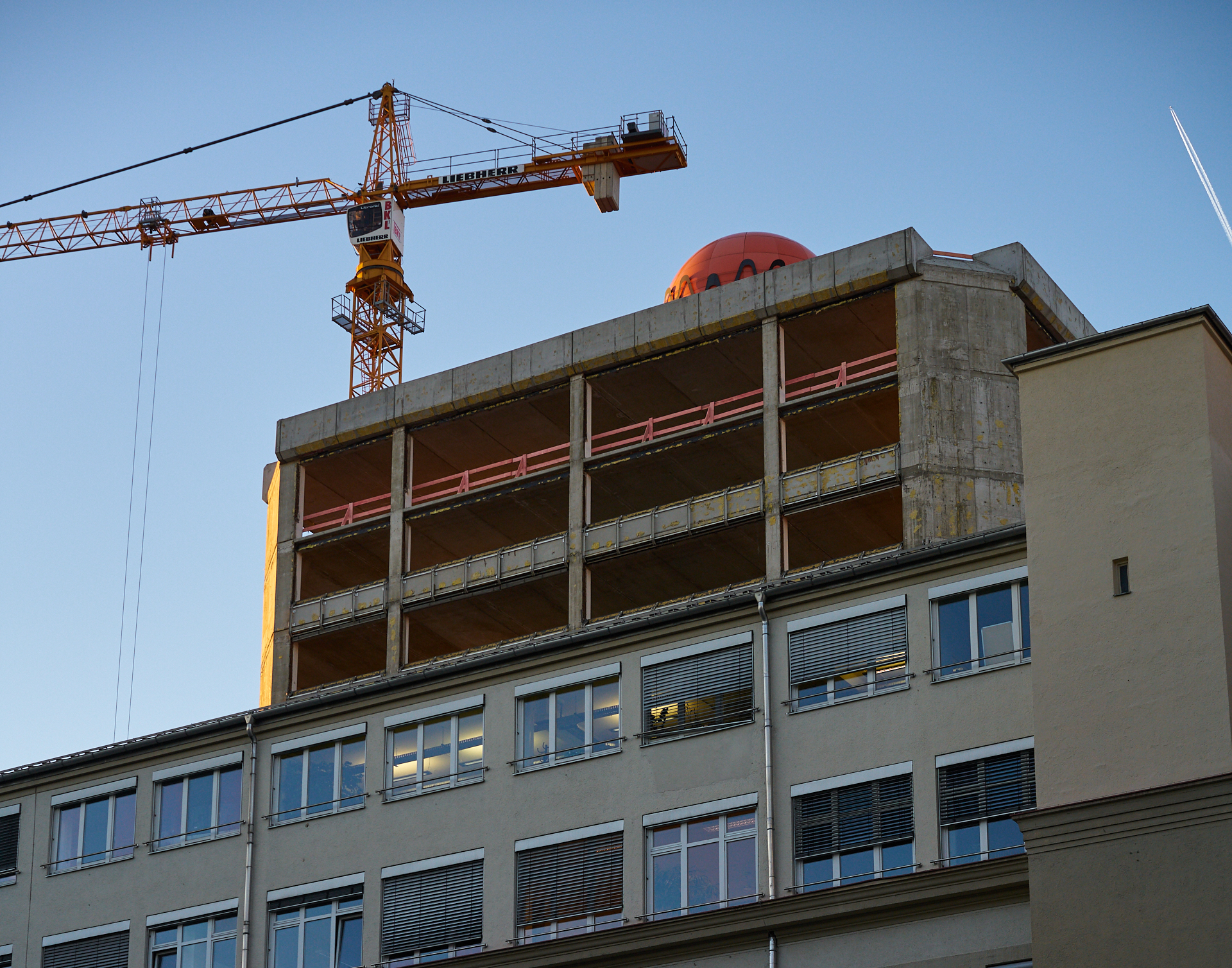 27.12.2016 - Entkernung des ATLAS Bürohochhauses