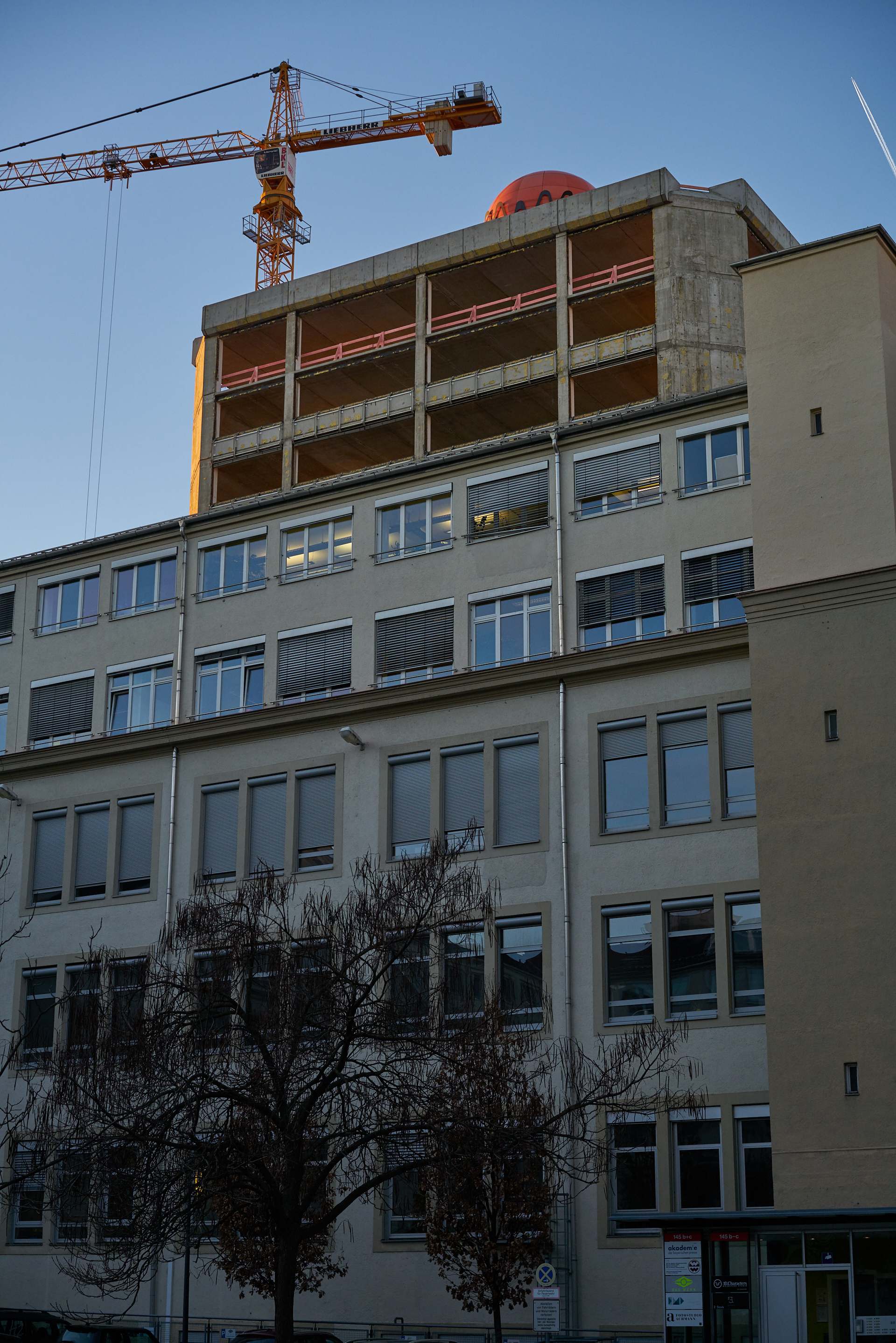 27.12.2016 - Entkernung des ATLAS Bürohochhauses