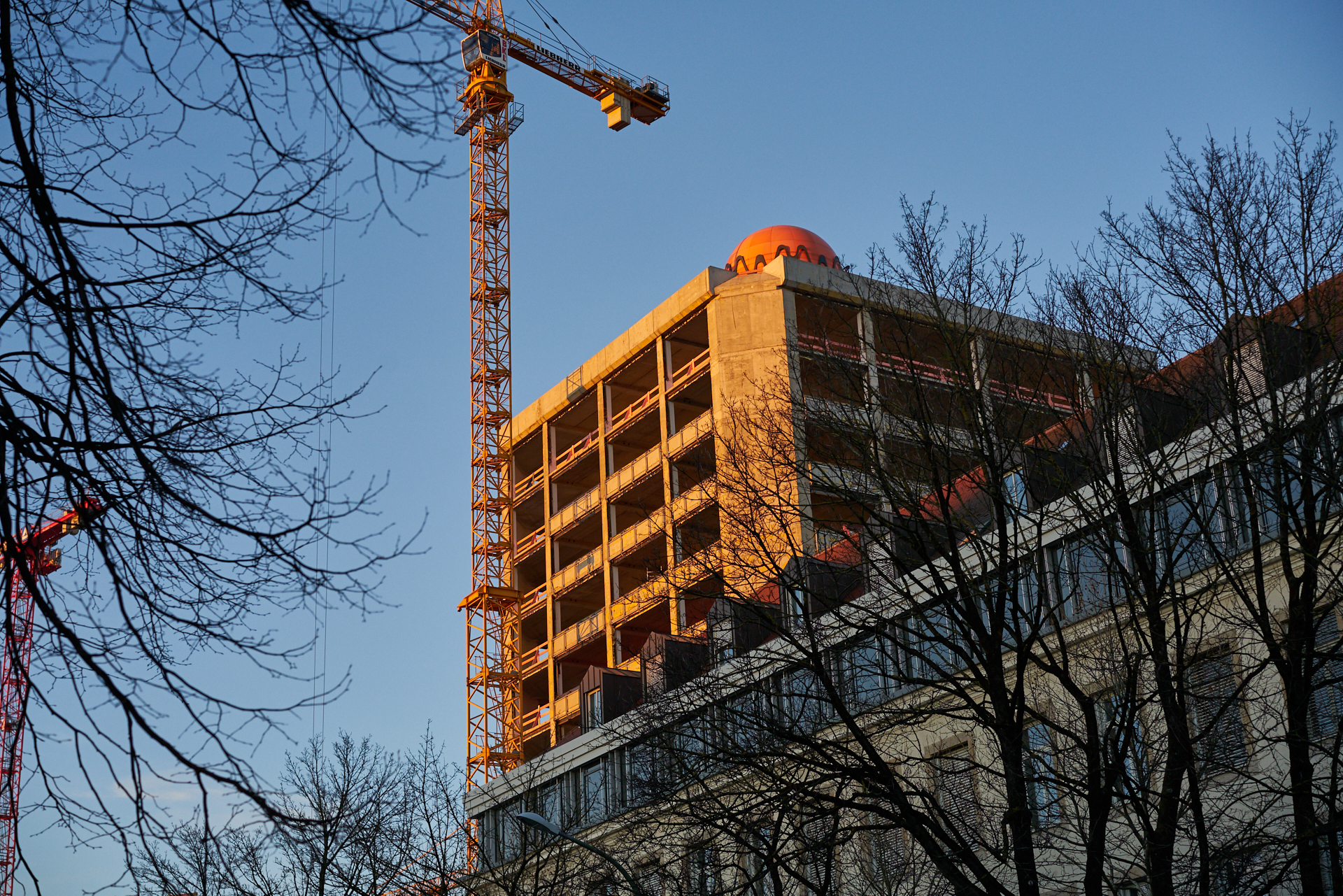 27.12.2016 - Entkernung des ATLAS Bürohochhauses