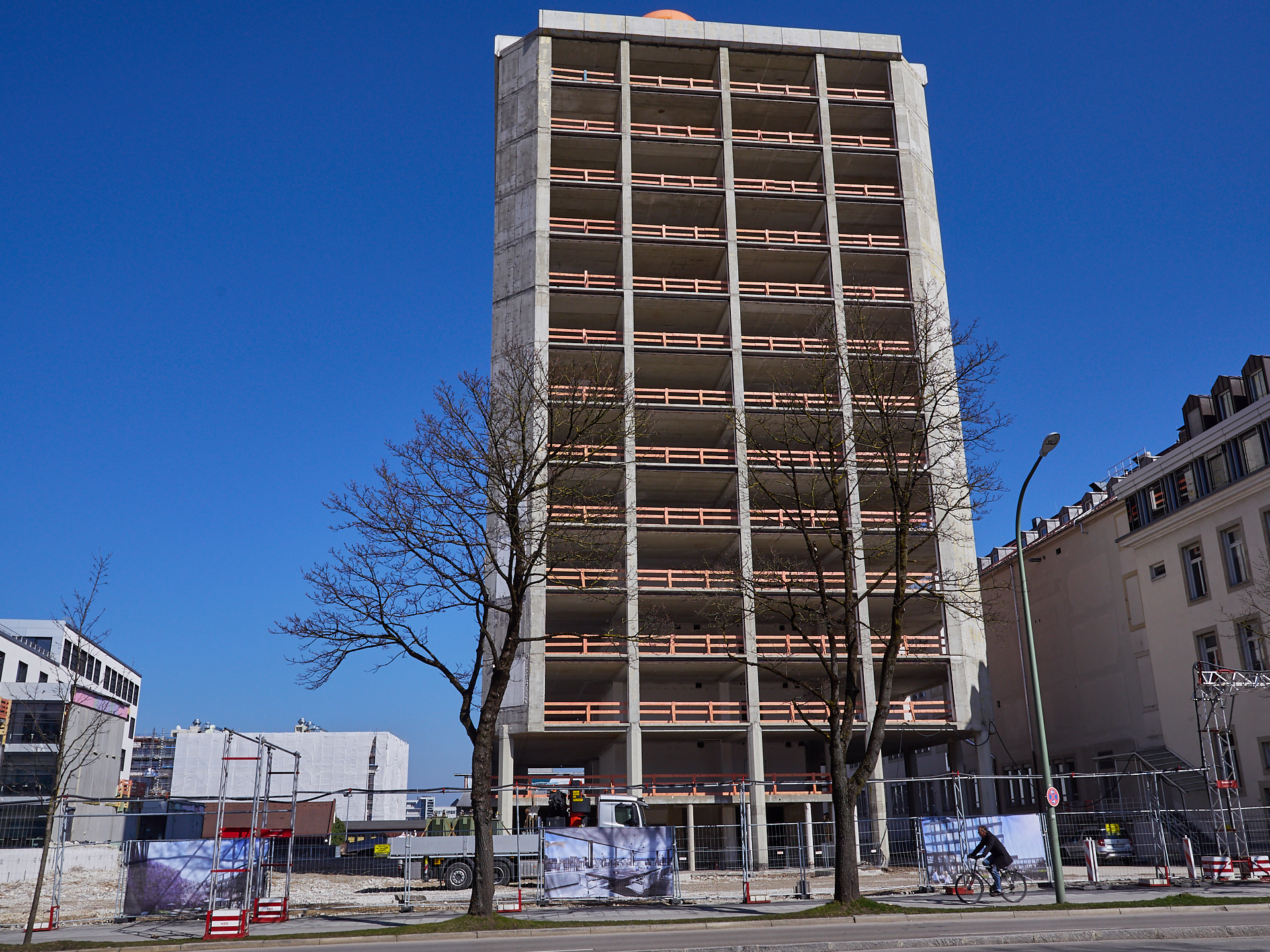 17.03.2019 - Das HIGHRISE-ONE wird gebaut.