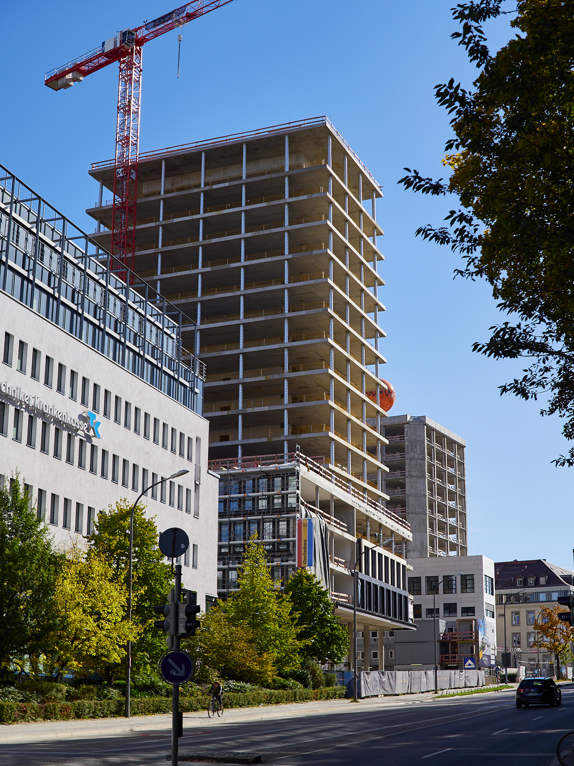15.10.2016 - HIGHRISE-one und ATLAS ohne Fassaden