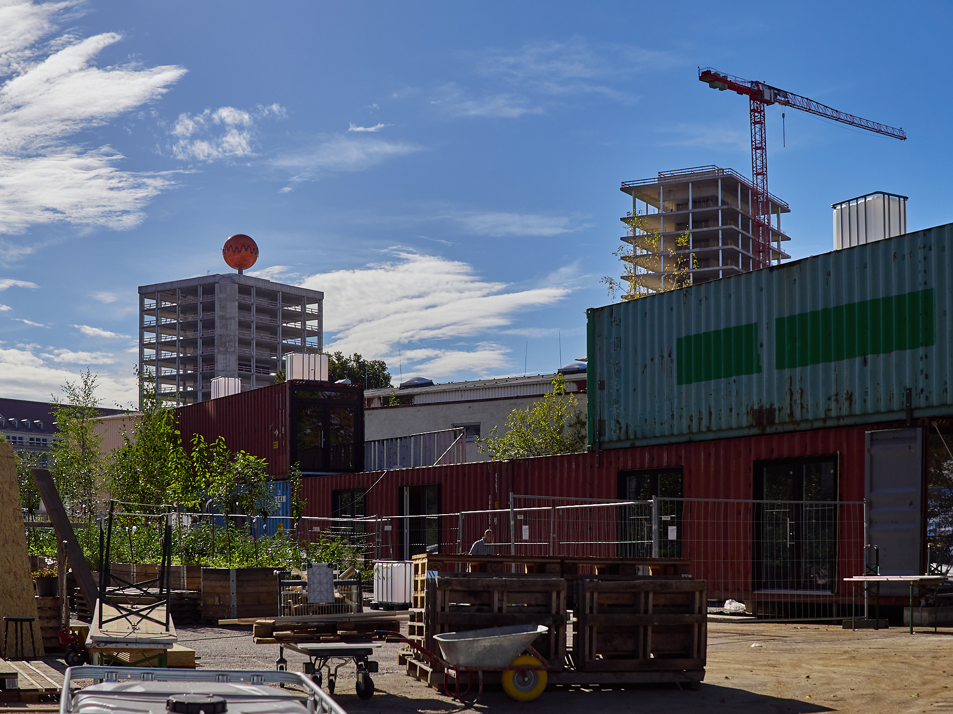 15.10.2016 - HIGHRISE-one und ATLAS ohne Fassaden