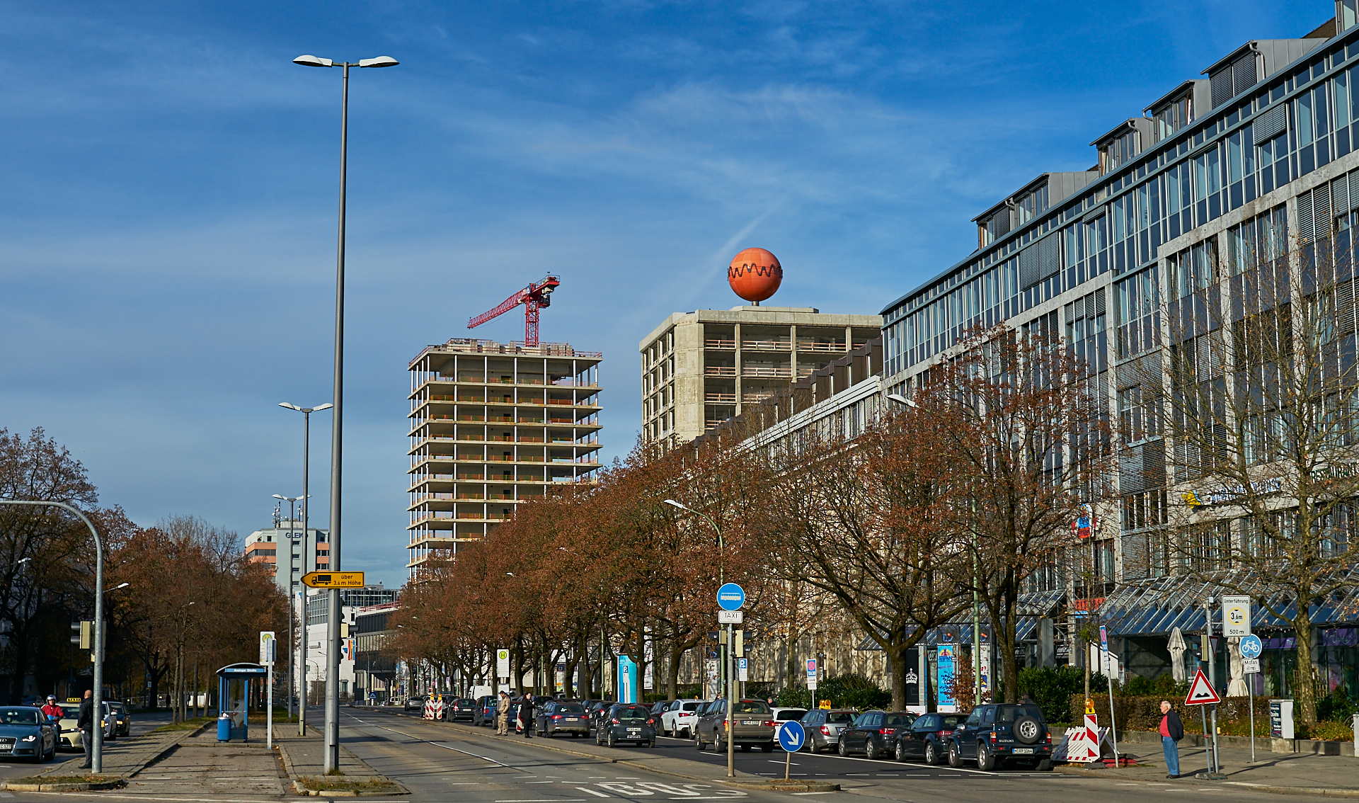23.11.2016 - Beide Bürohochhäuser, der HIGHRISE und das ATLAS, befinden sich im Rohbau