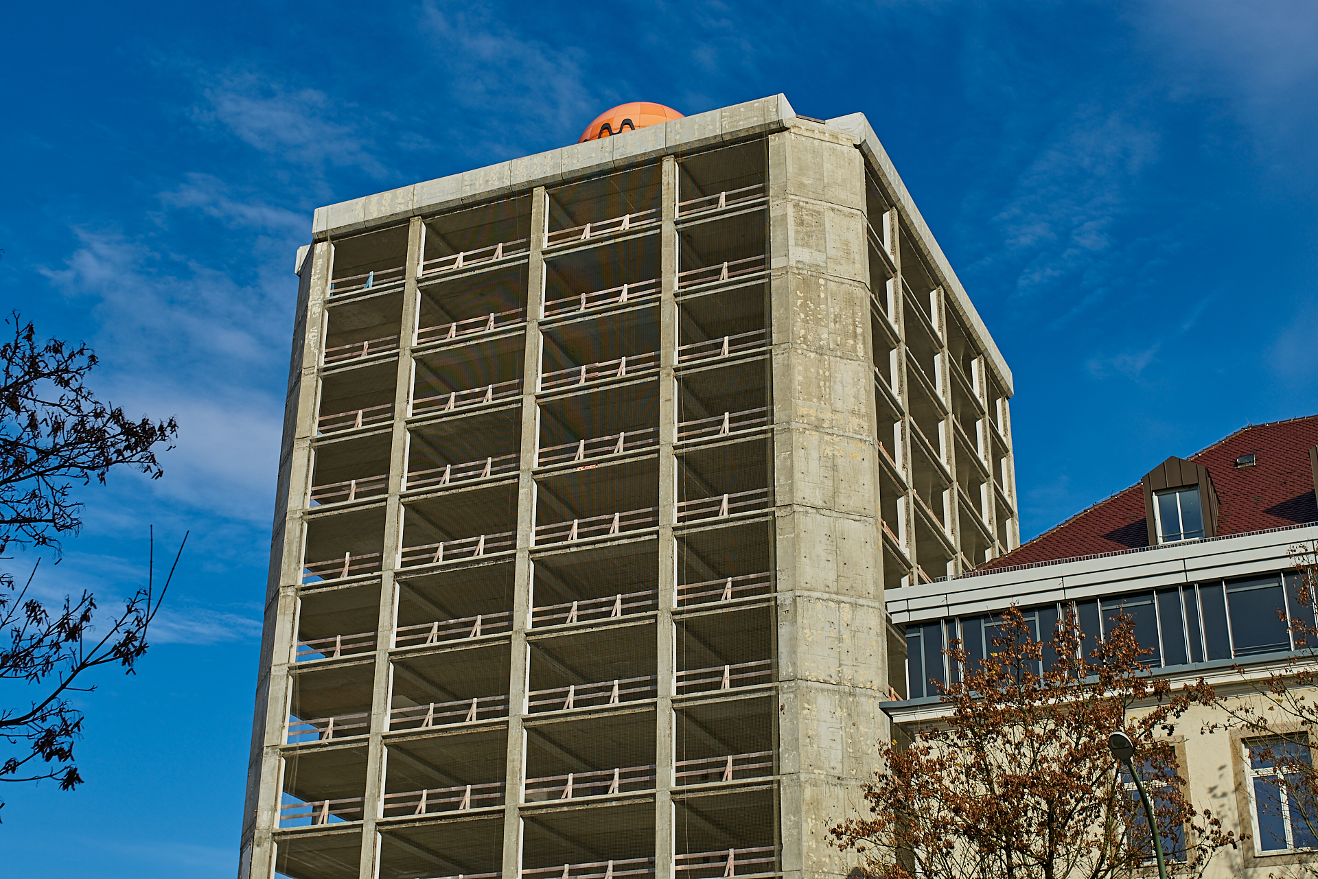 23.11.2016 - Beide Bürohochhäuser, der HIGHRISE und das ATLAS, befinden sich im Rohbau