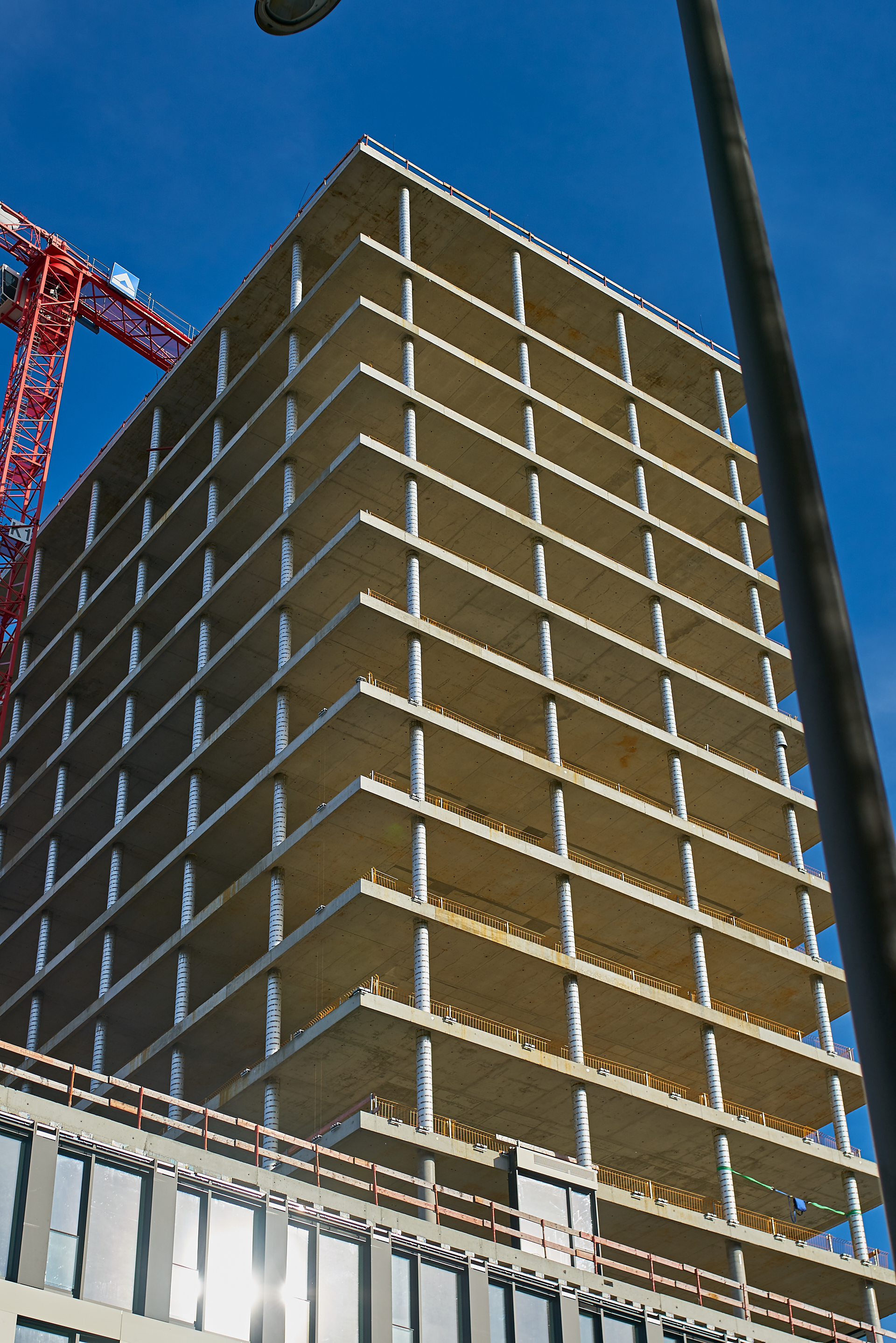 23.11.2016 - Beide Bürohochhäuser, der HIGHRISE und das ATLAS, befinden sich im Rohbau