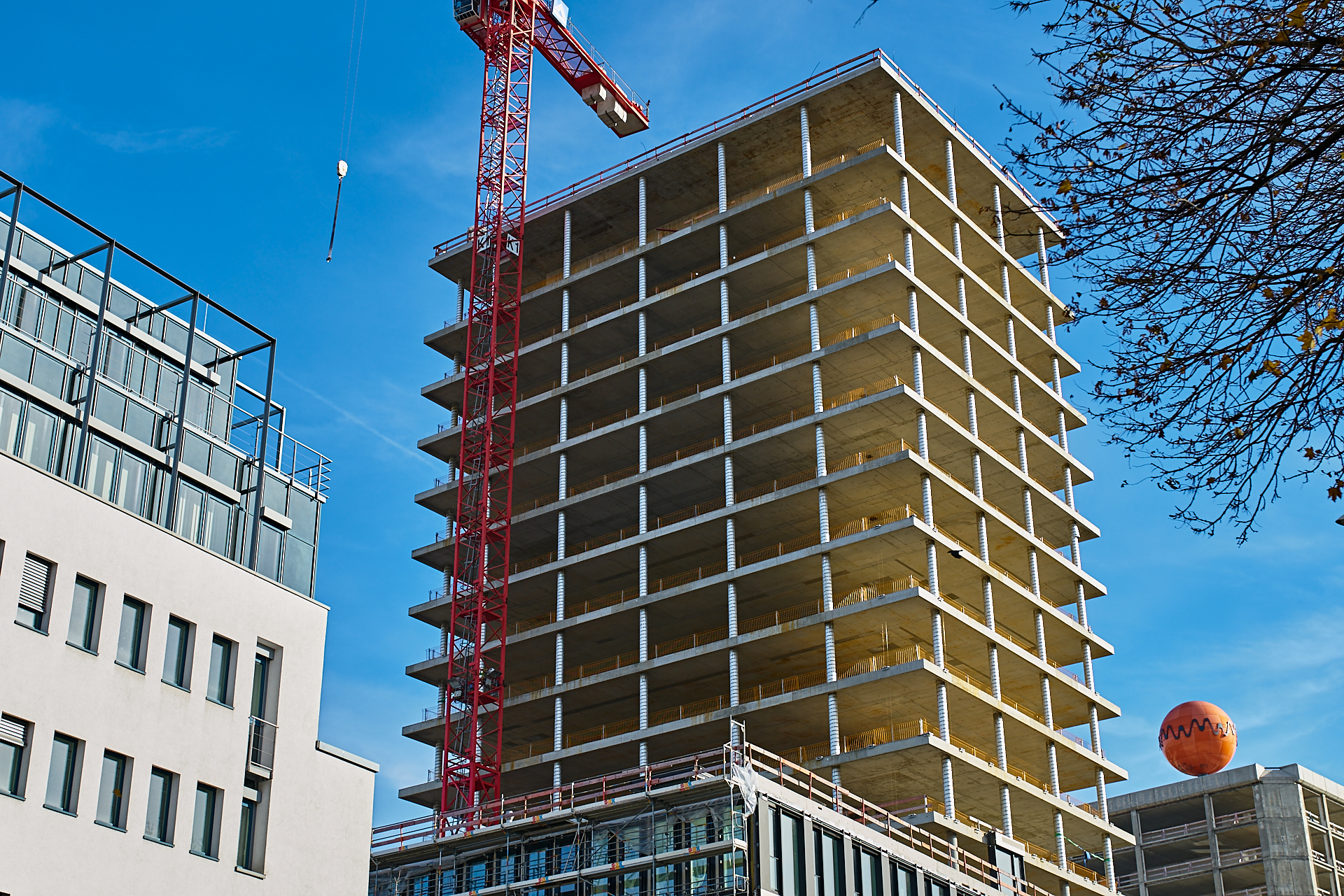 23.11.2016 - Beide Bürohochhäuser, der HIGHRISE und das ATLAS, befinden sich im Rohbau
