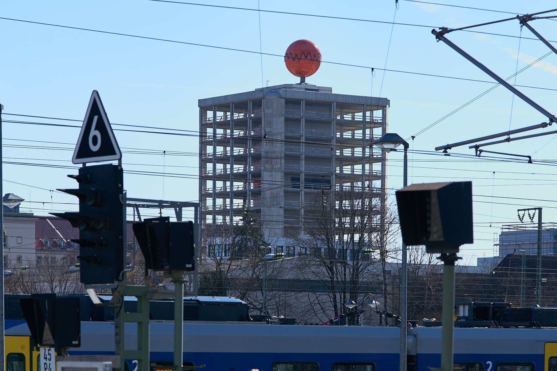 25.02.2017 - Das ATLAS-Bürohaus im ATLAS-Werksviertel ohne Fassade
