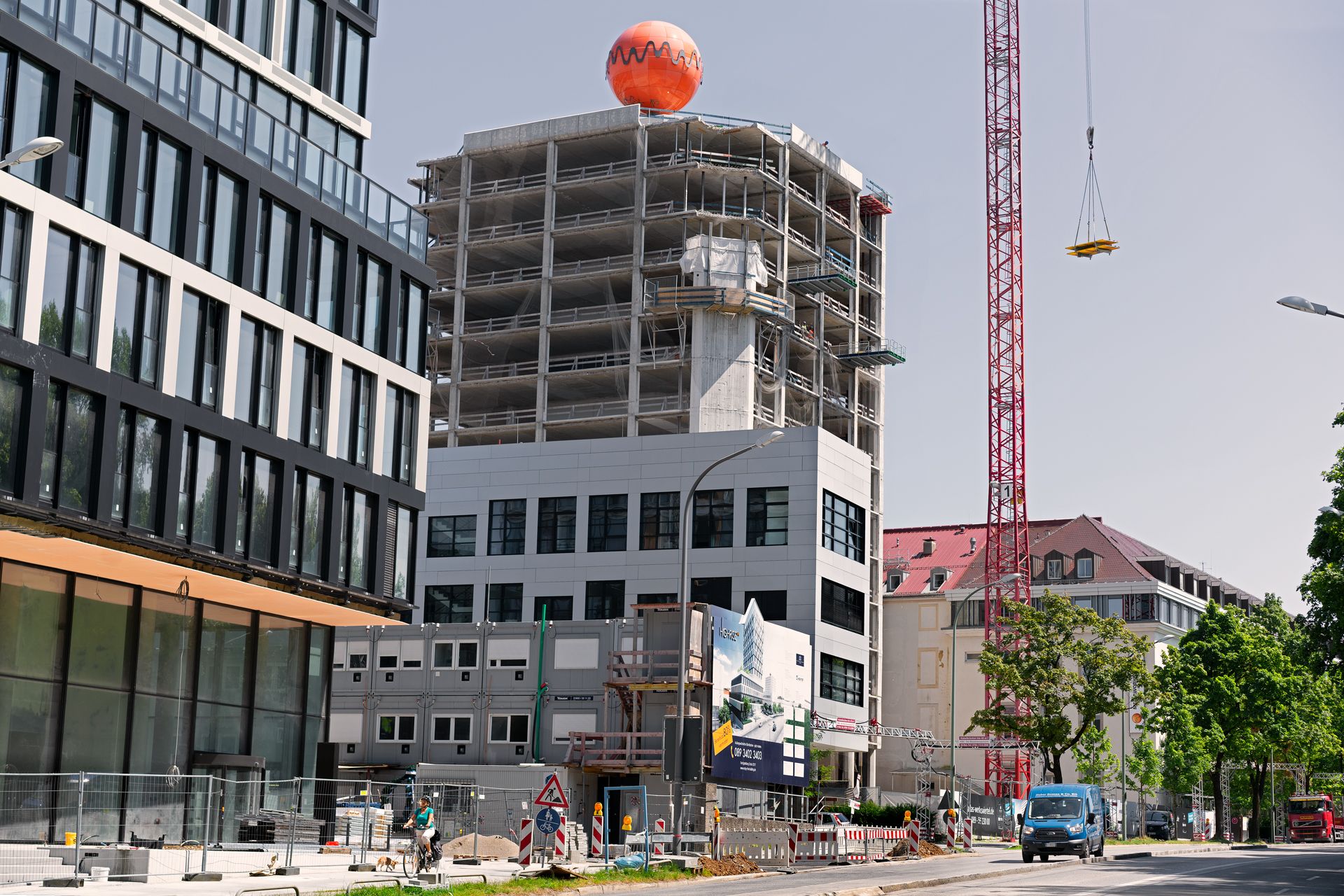 21.07.2017 - Das ATLAS-Hochhaus am Ostbahnhof wird entkernt