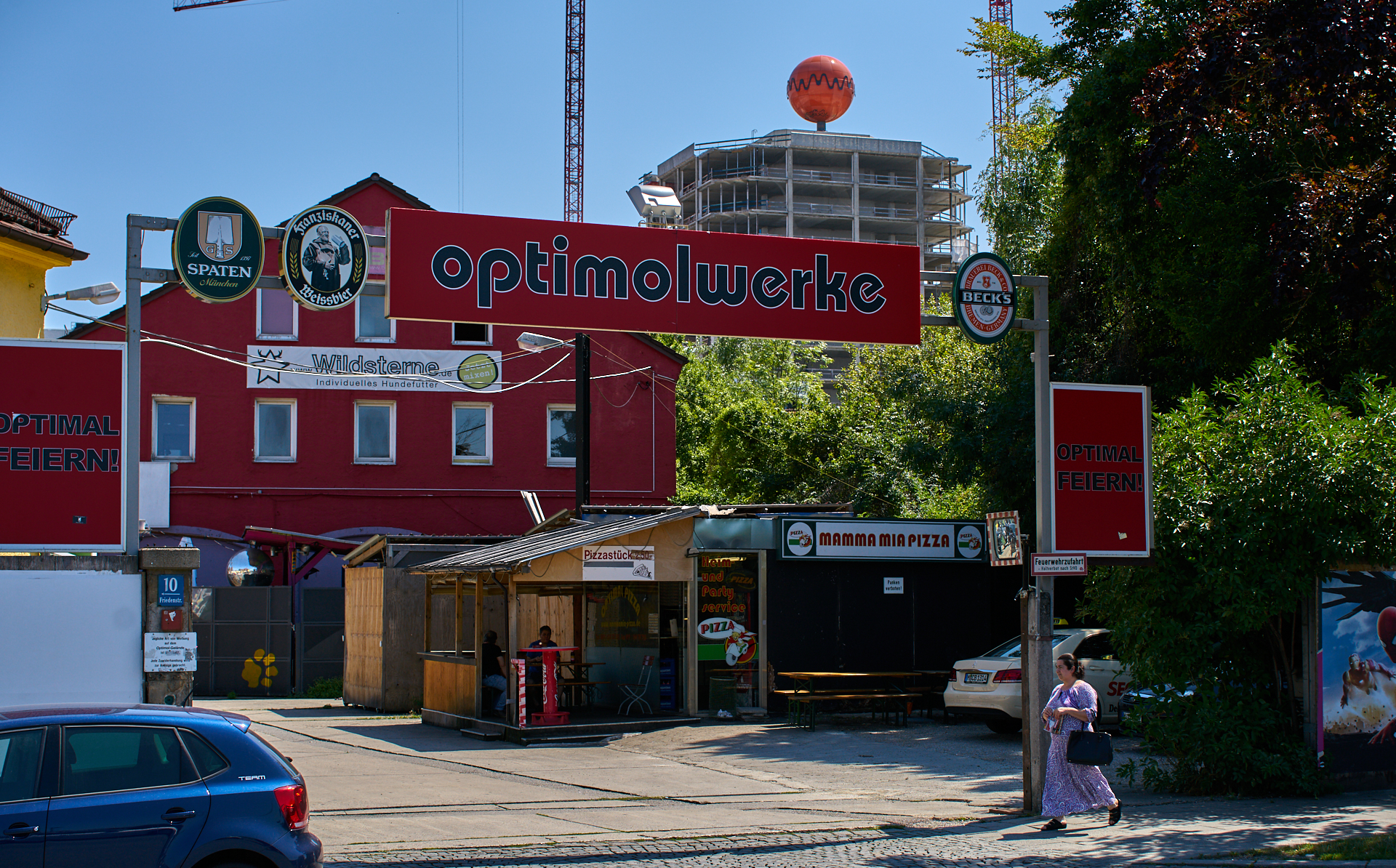 21.07.2017 - Das ATLAS-Hochhaus am Ostbahnhof wird entkernt