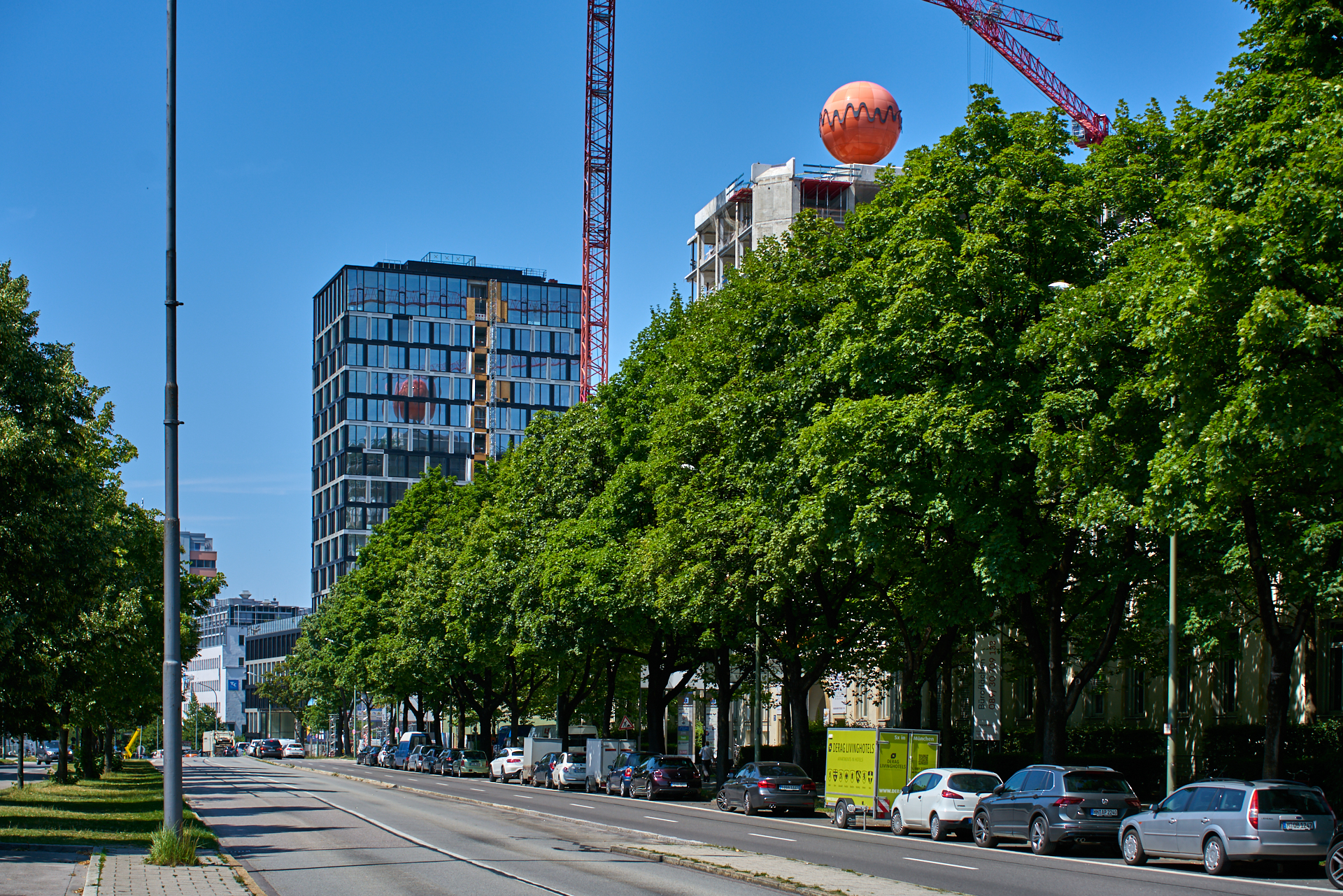 21.07.2017 - Das ATLAS-Hochhaus am Ostbahnhof wird entkernt