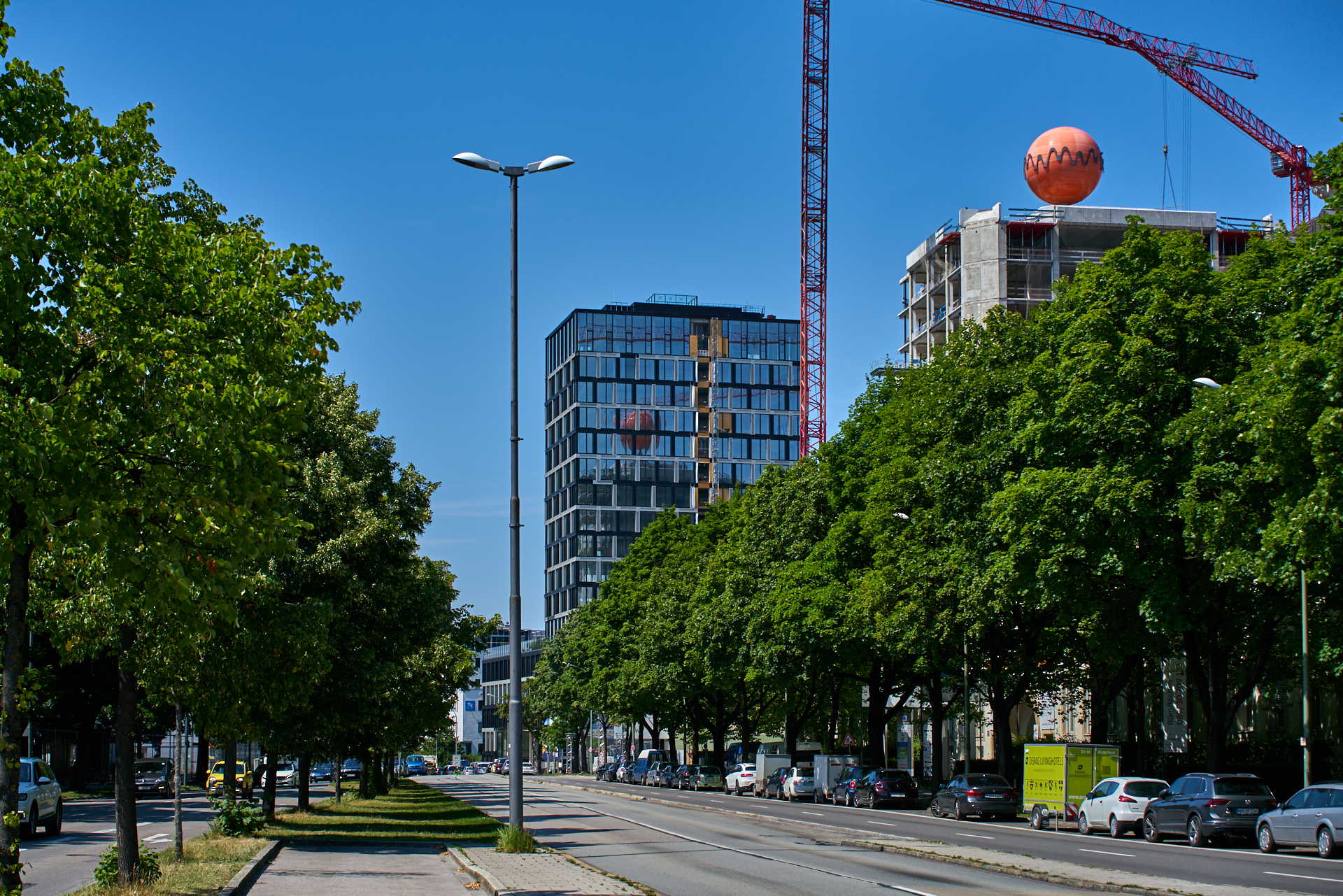 21.07.2017 - Das ATLAS-Hochhaus am Ostbahnhof wird entkernt
