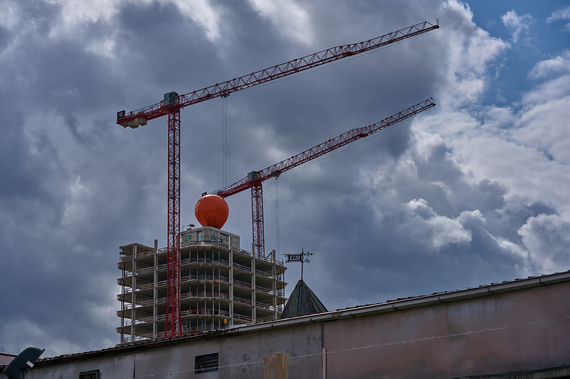 07.09.2017 - Die Entkernung des ATLAS Bürohauses im Werksviertel