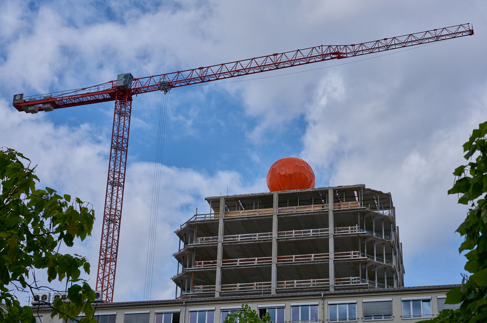 07.09.2017 - Die Entkernung des ATLAS Bürohauses im Werksviertel