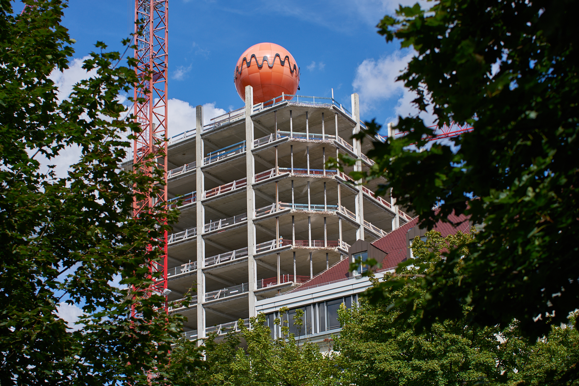 15.09.2017 - Das ATLSA Bürogebäude wird entkernt