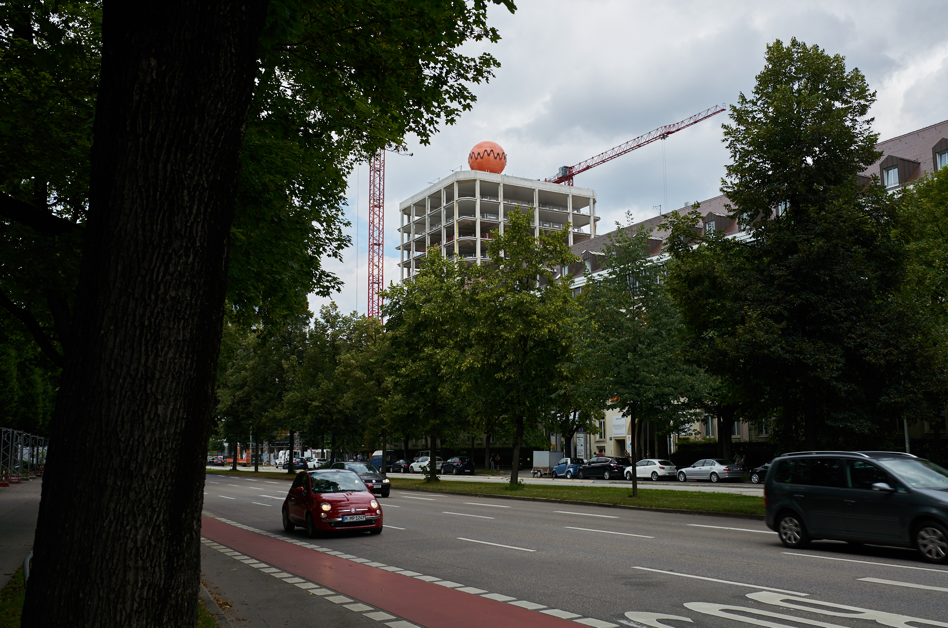 12.07.2018 - Das WERKSVIERTEL mit dem ATLAS-Gebäude im Aufbau