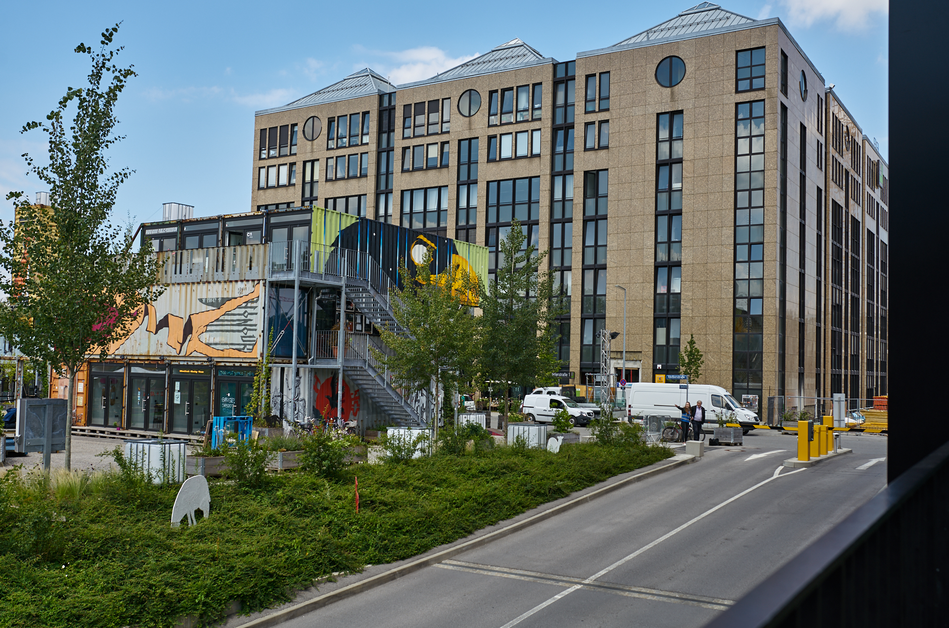 12.07.2018 - Das WERKSVIERTEL mit dem ATLAS-Gebäude im Aufbau