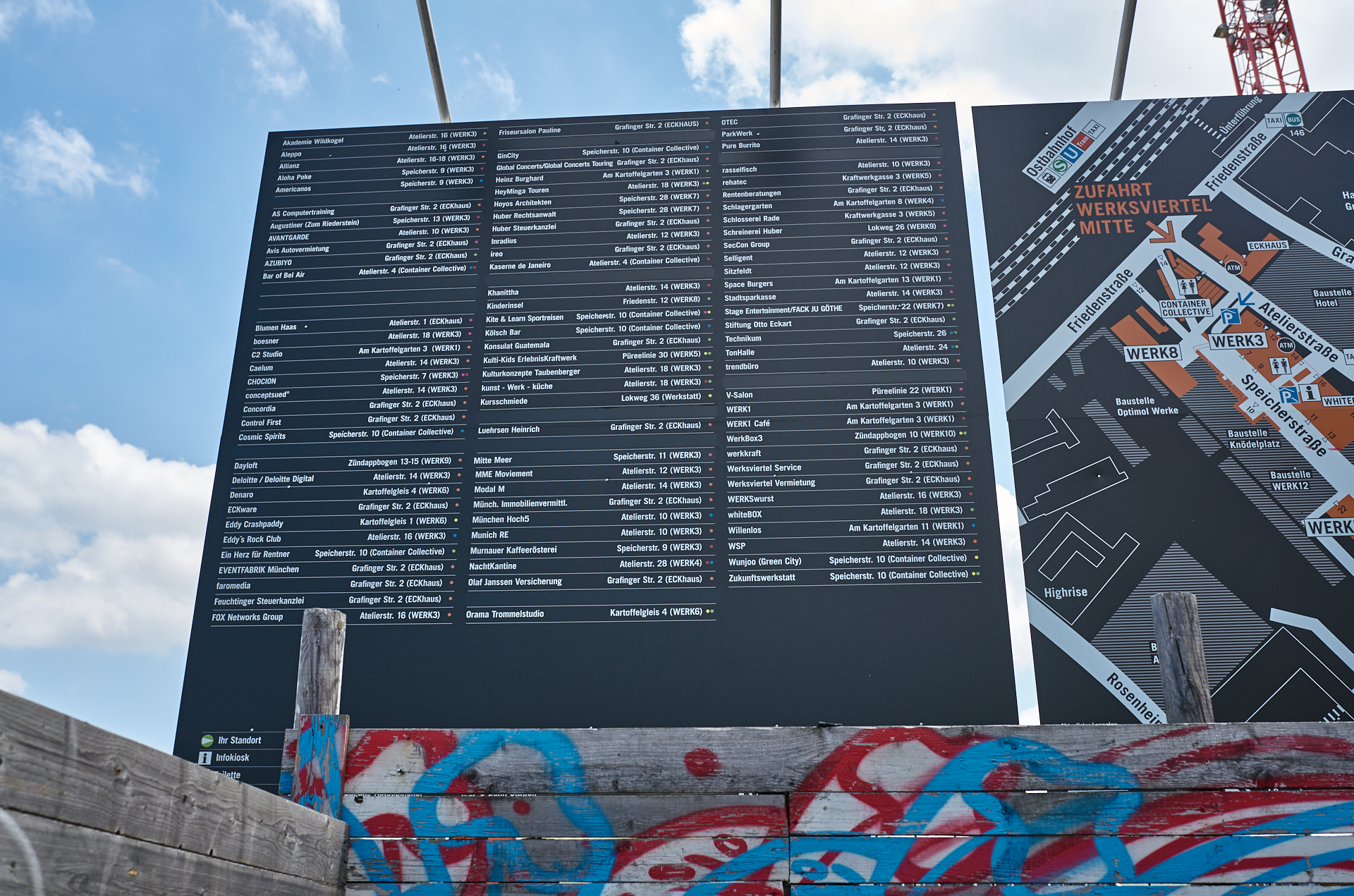 12.07.2018 - Das WERKSVIERTEL mit dem ATLAS-Gebäude im Aufbau