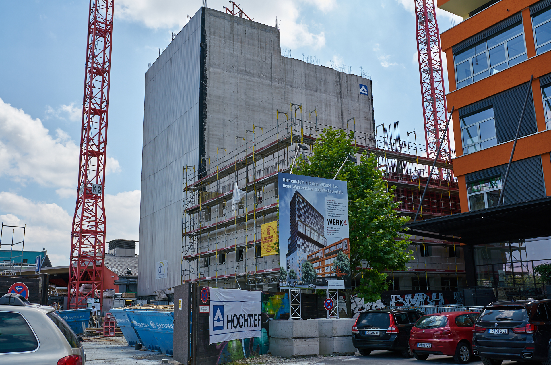 12.07.2018 - Das WERKSVIERTEL mit dem ATLAS-Gebäude im Aufbau