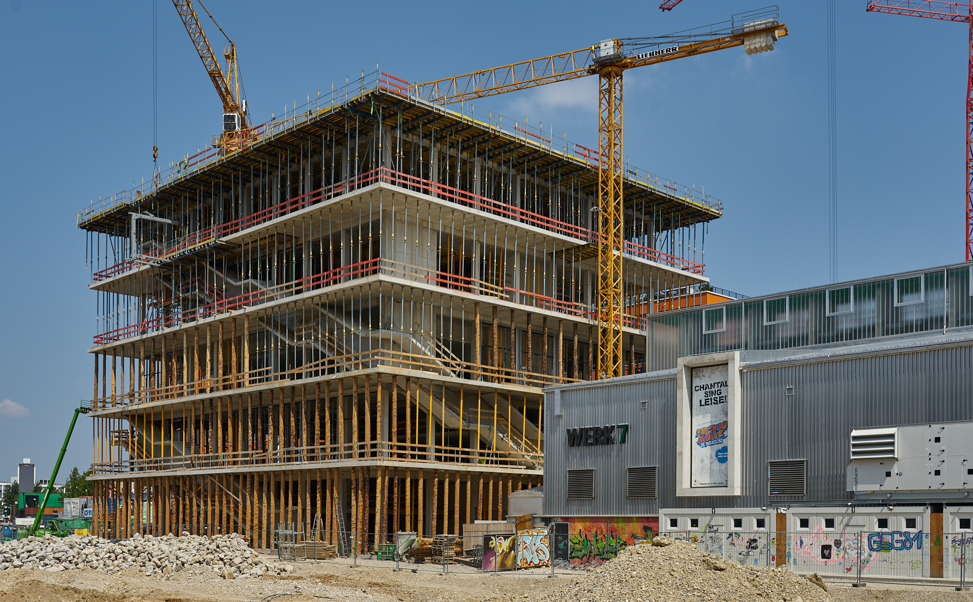 03.08.2018 - Viele Gebäude werde nabgerissenund neu aufgebaut