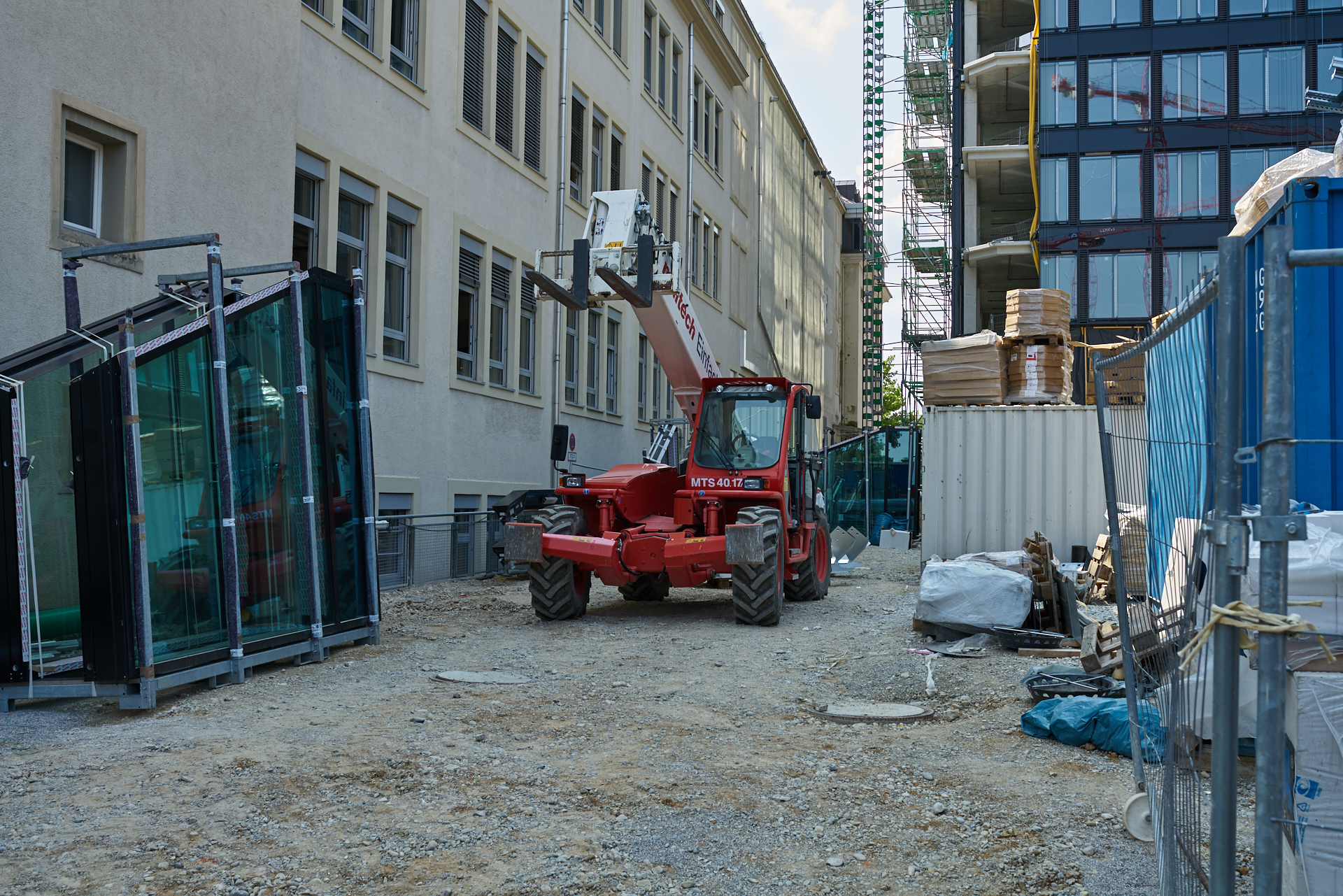 03.08.2018 - Viele Gebäude werde nabgerissenund neu aufgebaut