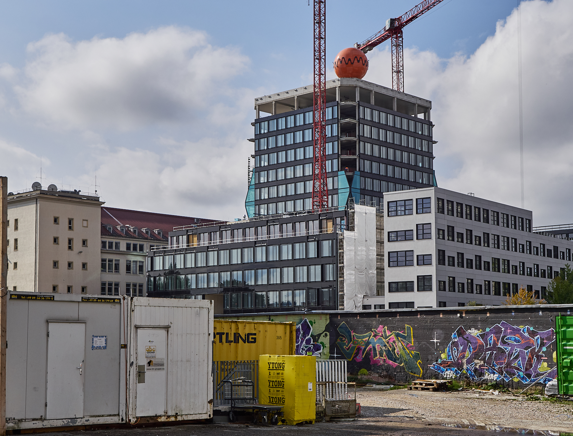 08.09.2018 - Das ATLAS Hochhaus im WERKSVIERTEK wird langsam fertig