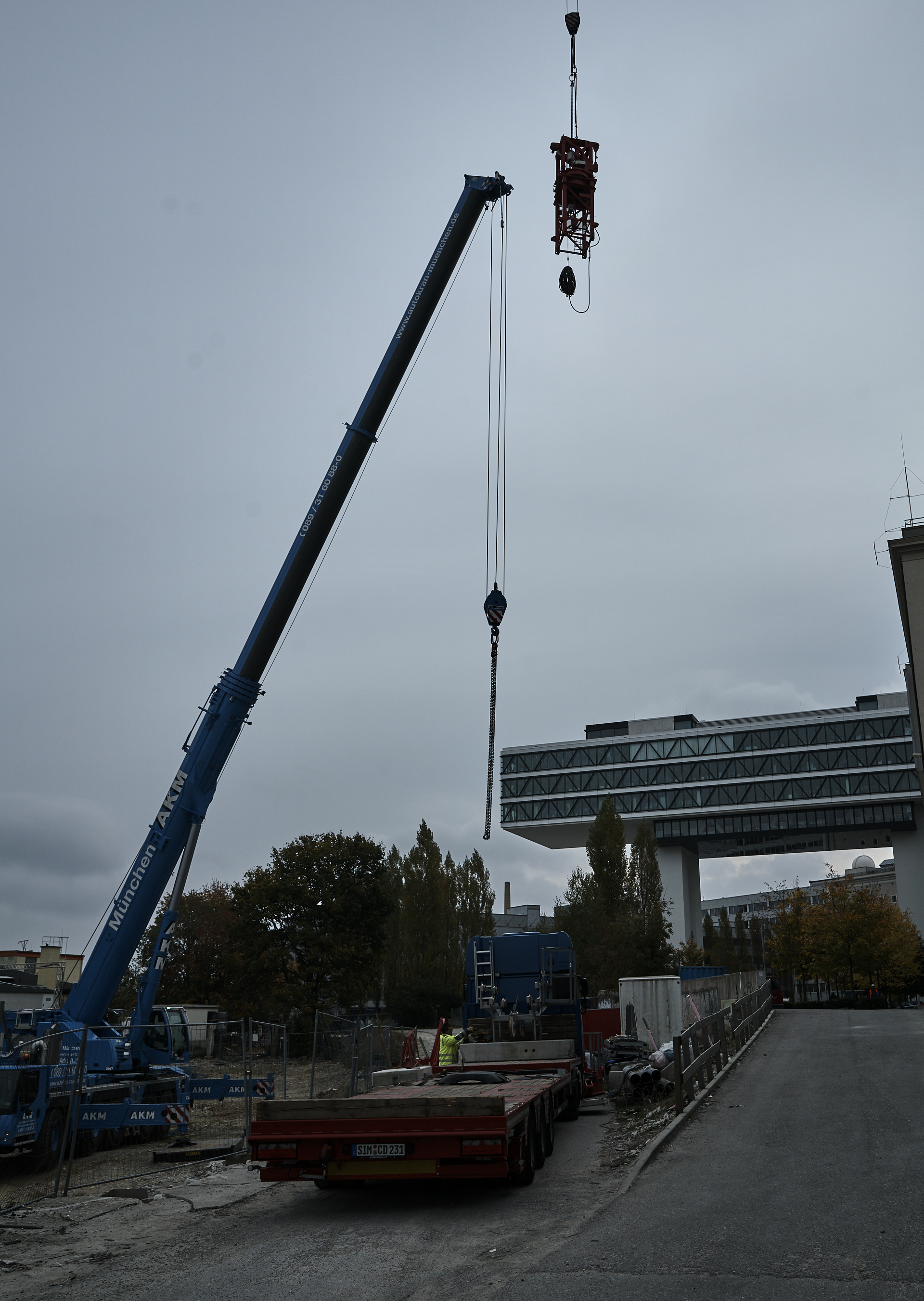 #Kunspark Ost, #ATLAS, #Kranabbau, #Baustelle, #Atlas Bürokomplex, #Allianz,