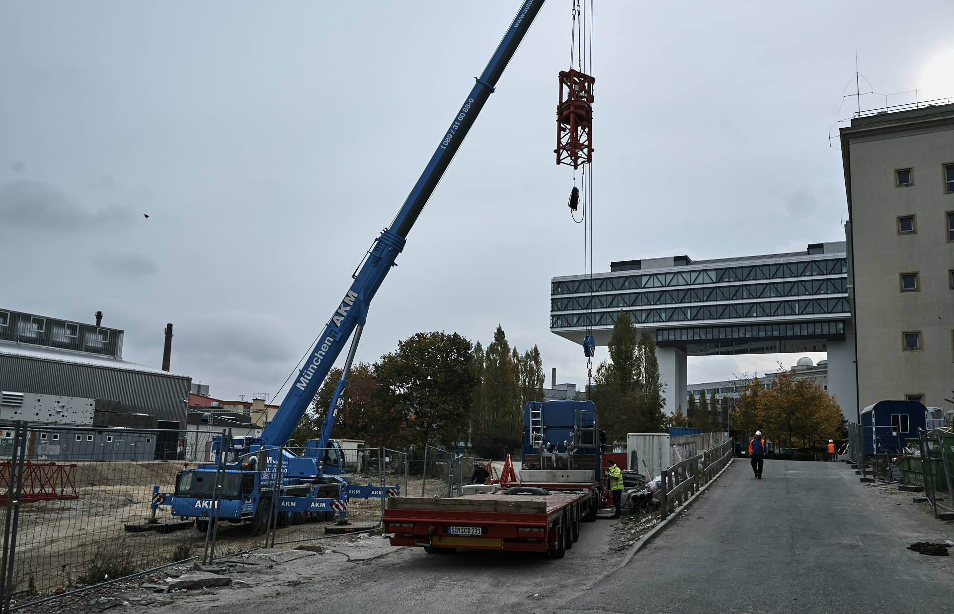 #Kunspark Ost, #ATLAS, #Kranabbau, #Baustelle, #Atlas Bürokomplex, #Allianz,