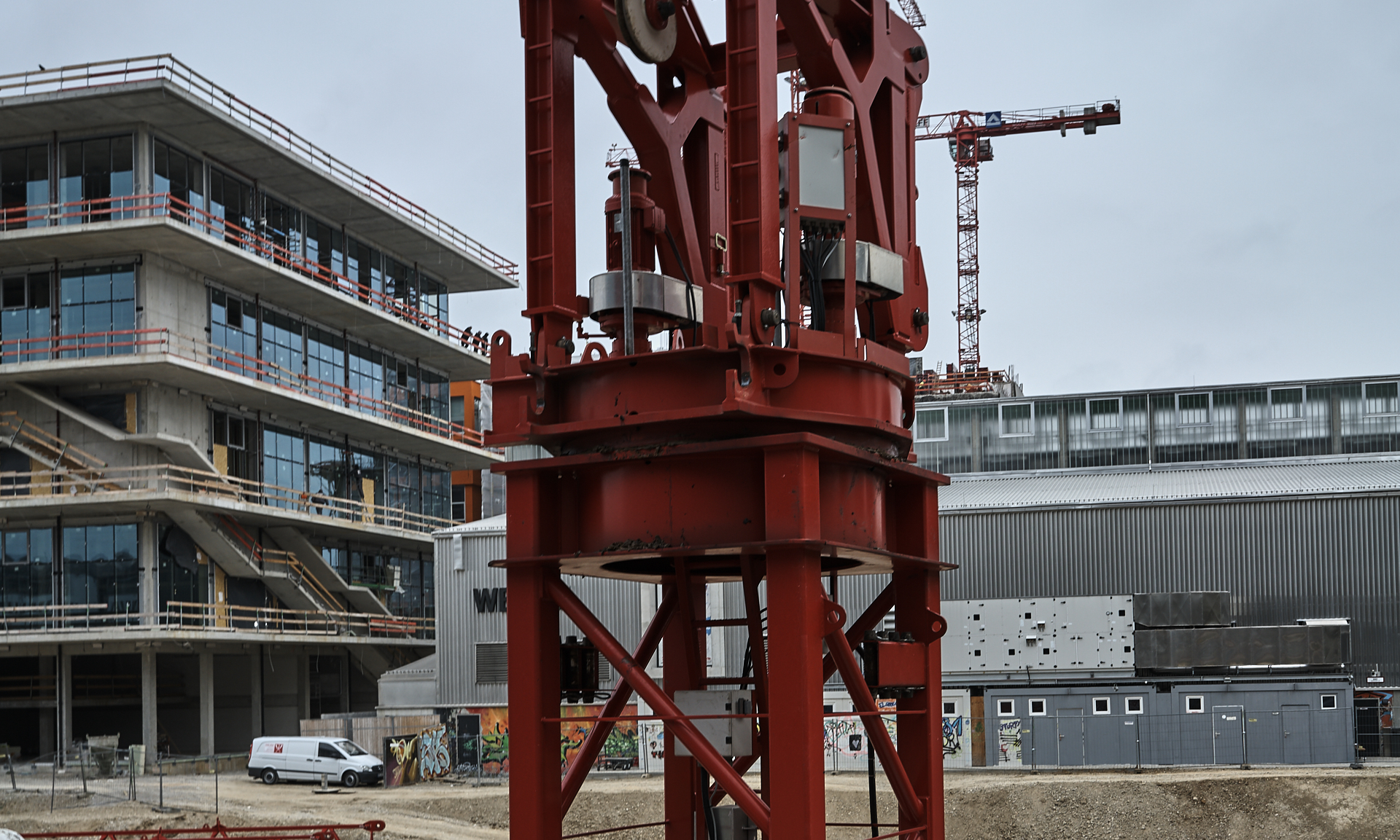 #Kunspark Ost, #ATLAS, #Kranabbau, #Baustelle, #Atlas Bürokomplex, #Allianz,