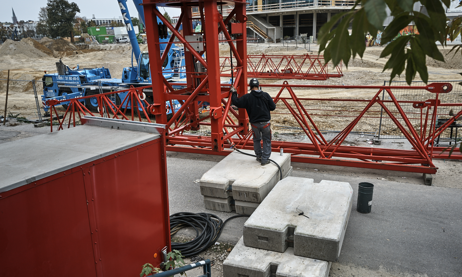 #Kunspark Ost, #ATLAS, #Kranabbau, #Baustelle, #Atlas Bürokomplex, #Allianz,