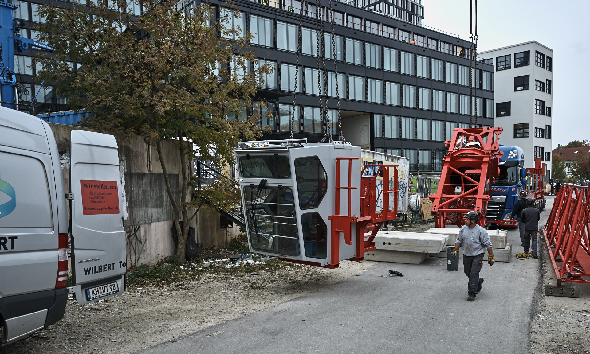 #Kunspark Ost, #ATLAS, #Kranabbau, #Baustelle, #Atlas Bürokomplex, #Allianz,