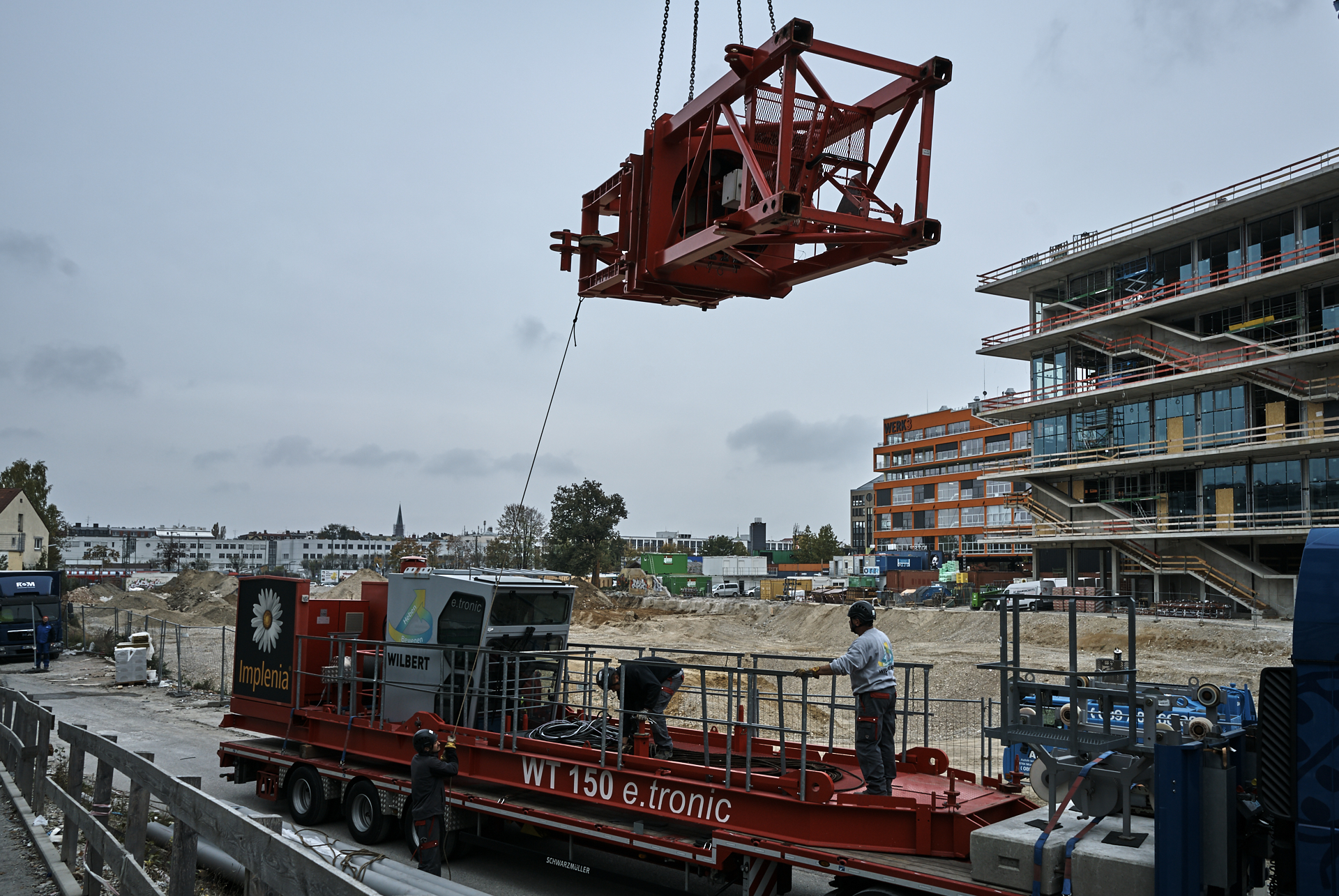 #Kunspark Ost, #ATLAS, #Kranabbau, #Baustelle, #Atlas Bürokomplex, #Allianz,