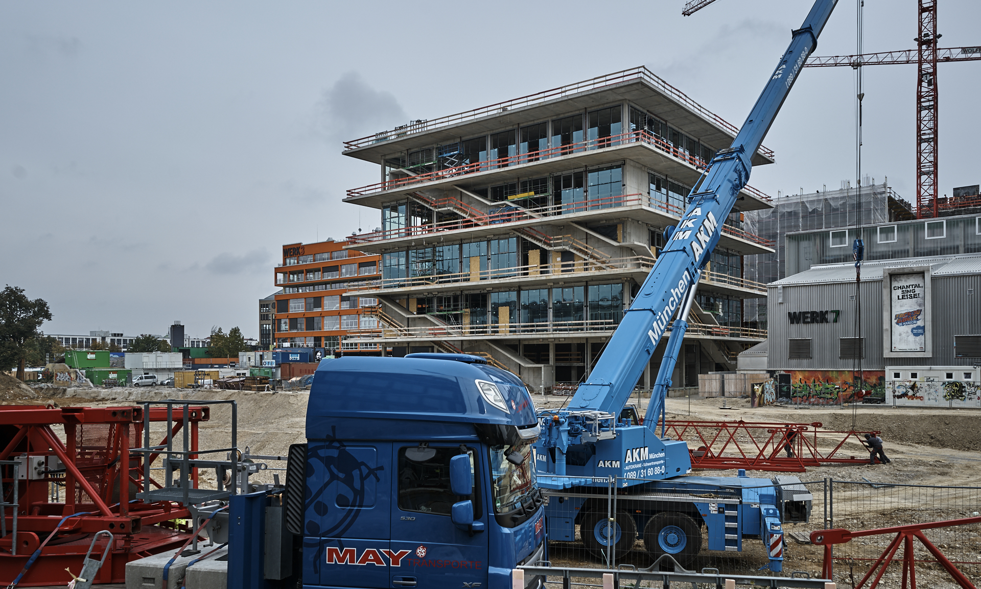#Kunspark Ost, #ATLAS, #Kranabbau, #Baustelle, #Atlas Bürokomplex, #Allianz,