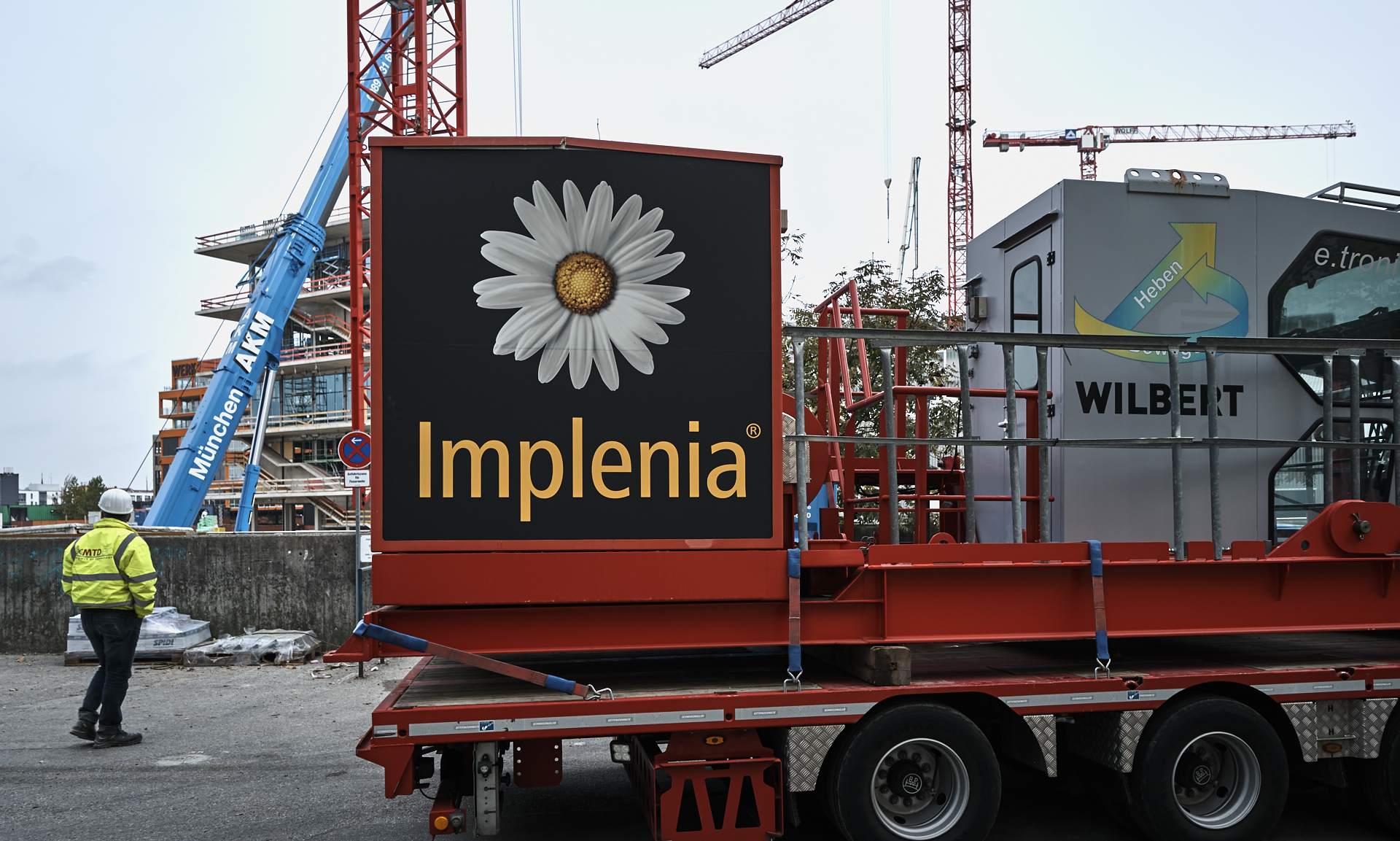 #Kunspark Ost, #ATLAS, #Kranabbau, #Baustelle, #Atlas Bürokomplex, #Allianz,