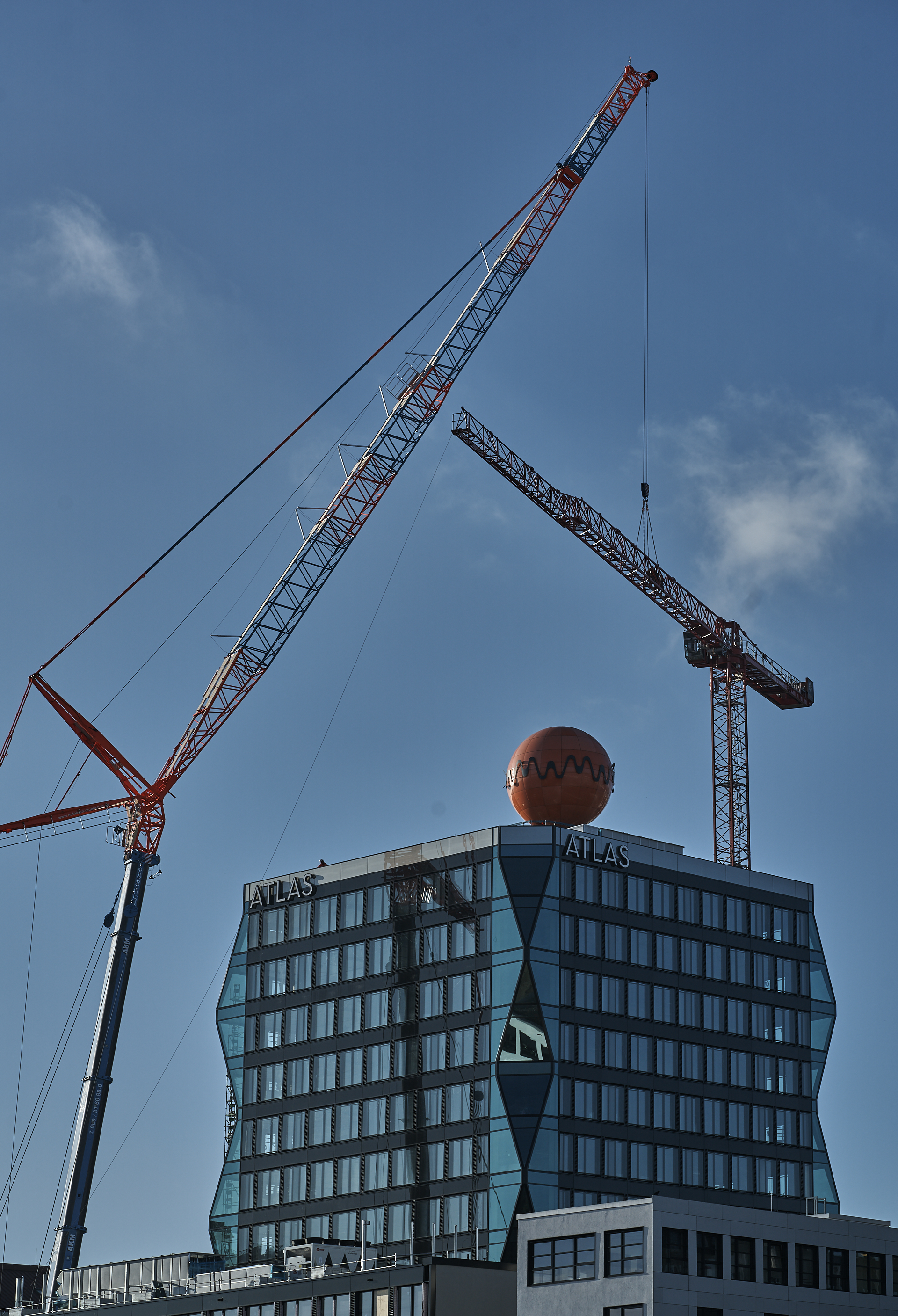 #Kunspark Ost, #ATLAS, #Kranabbau, #Baustelle, #Atlas Bürokomplex, #Allianz, 