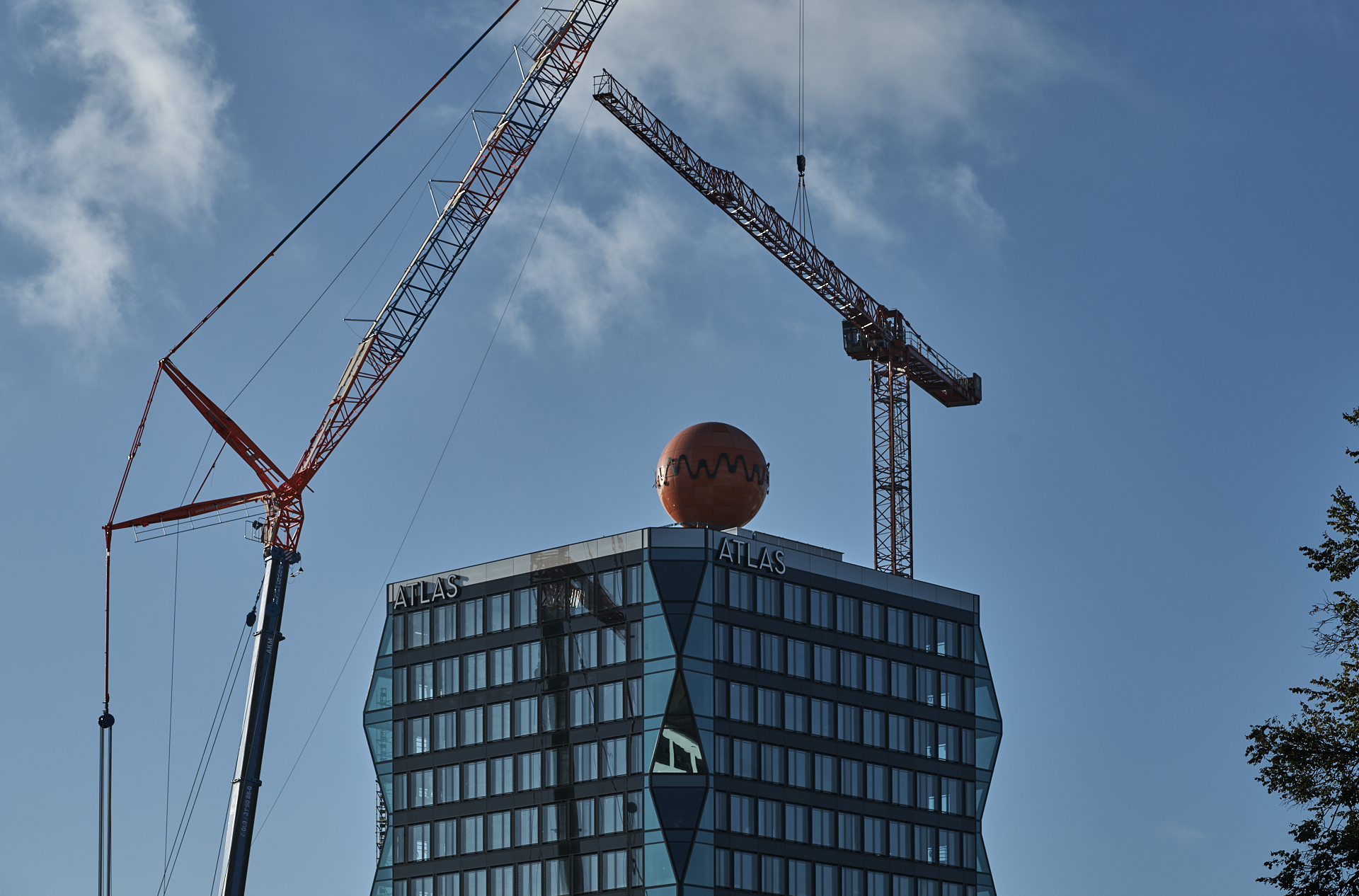 #Kunspark Ost, #ATLAS, #Kranabbau, #Baustelle, #Atlas Bürokomplex, #Allianz, 