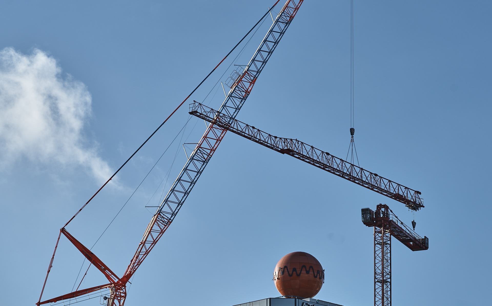 #Kunspark Ost, #ATLAS, #Kranabbau, #Baustelle, #Atlas Bürokomplex, #Allianz, 
