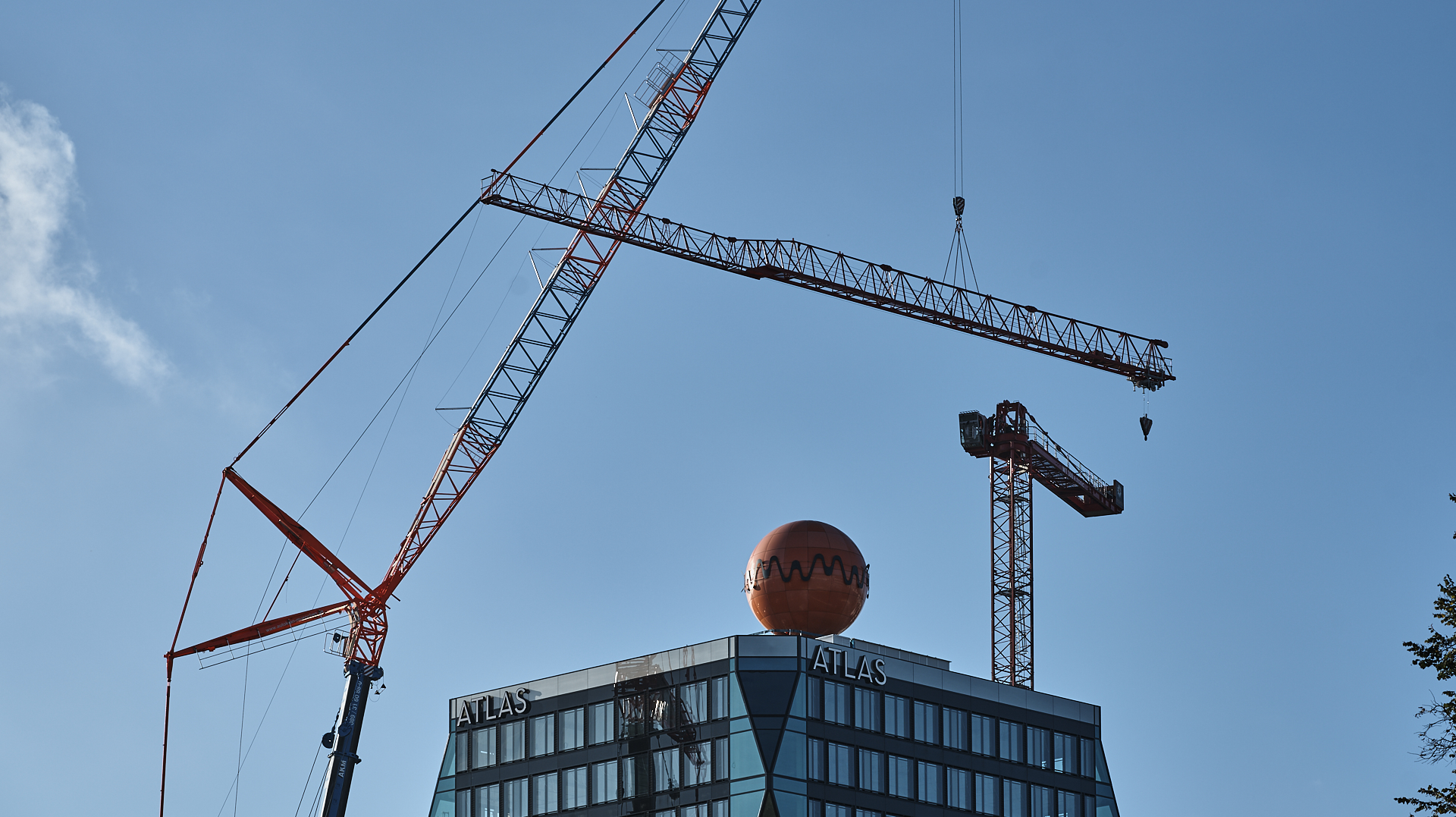 #Kunspark Ost, #ATLAS, #Kranabbau, #Baustelle, #Atlas Bürokomplex, #Allianz, 