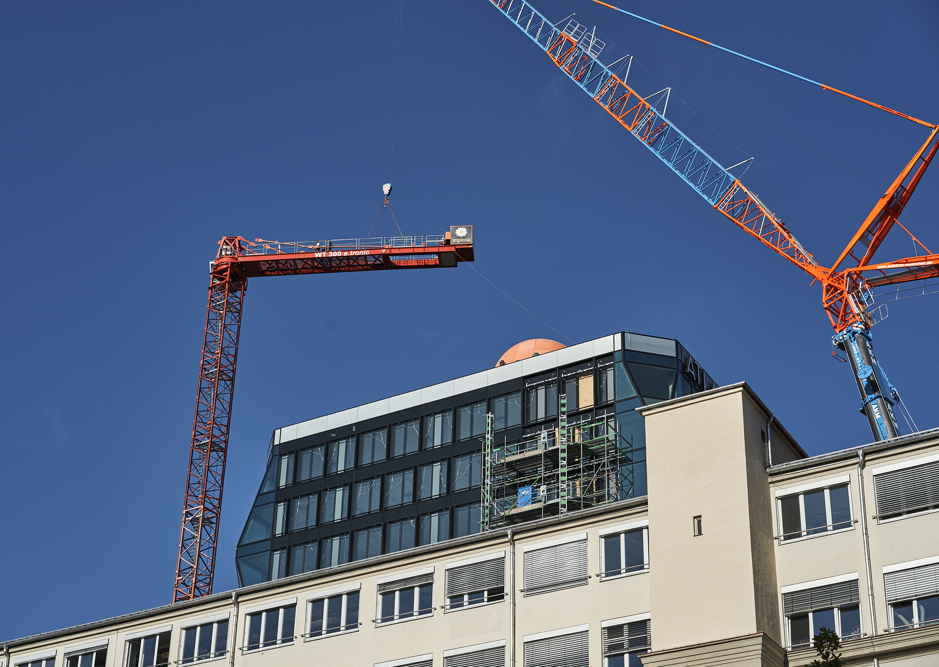 #Kunspark Ost, #ATLAS, #Kranabbau, #Baustelle, #Atlas Bürokomplex, #Allianz, 