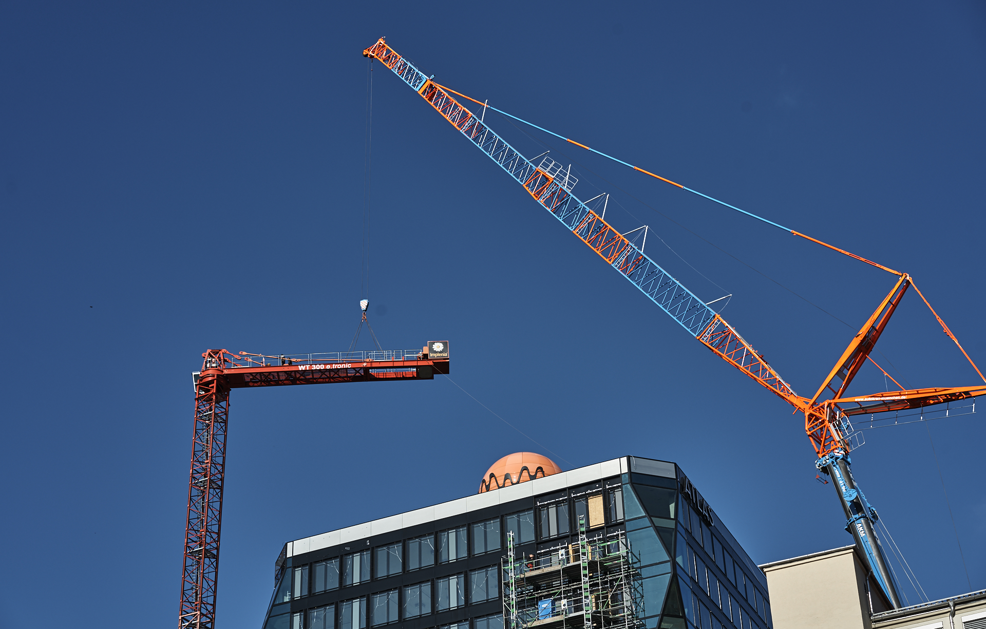 #Kunspark Ost, #ATLAS, #Kranabbau, #Baustelle, #Atlas Bürokomplex, #Allianz, 
